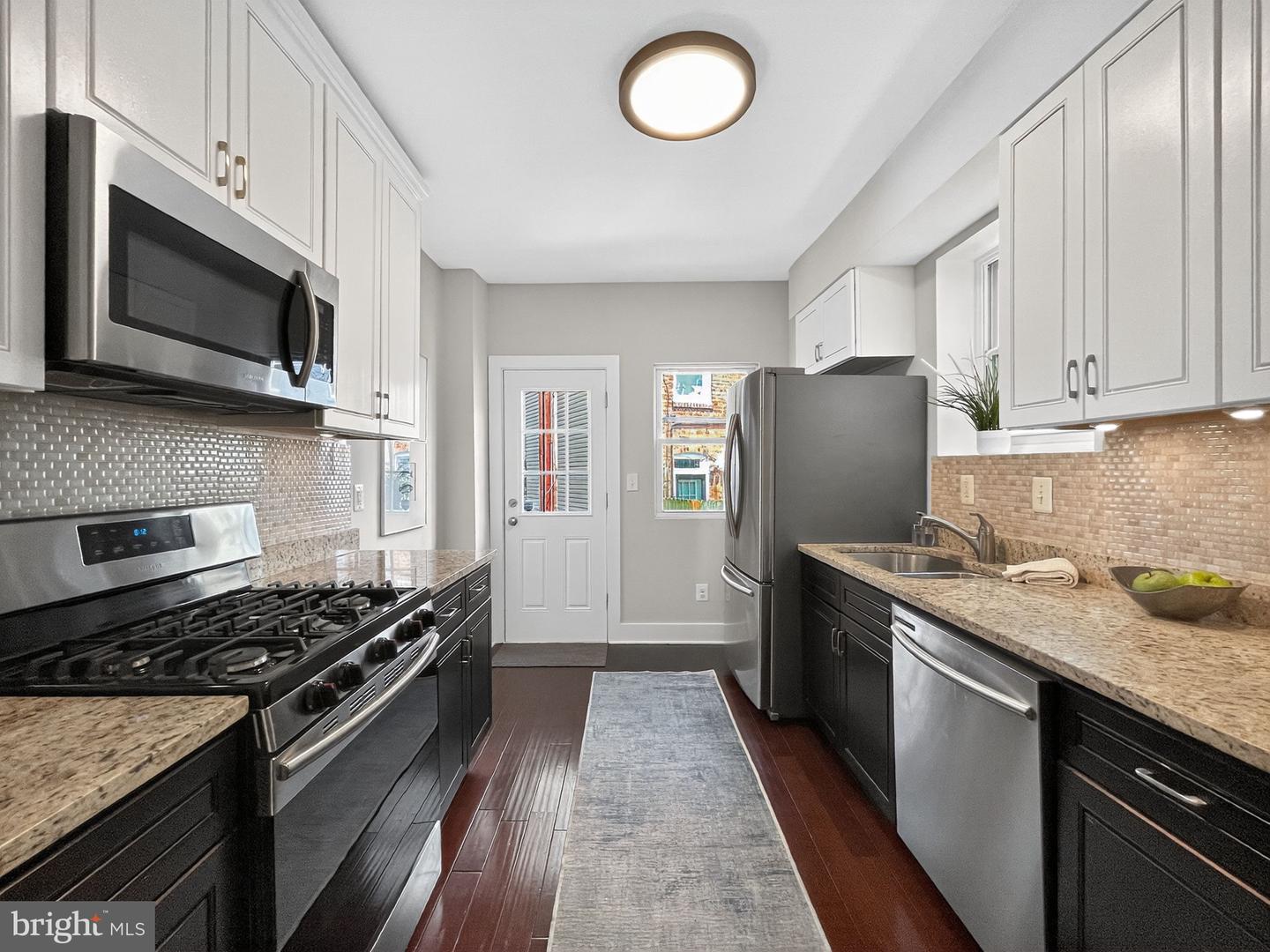 1616 G ST SE, WASHINGTON, District Of Columbia 20003, 2 Bedrooms Bedrooms, ,2 BathroomsBathrooms,Residential,For sale,1616 G ST SE,DCDC2201020 MLS # DCDC2201020