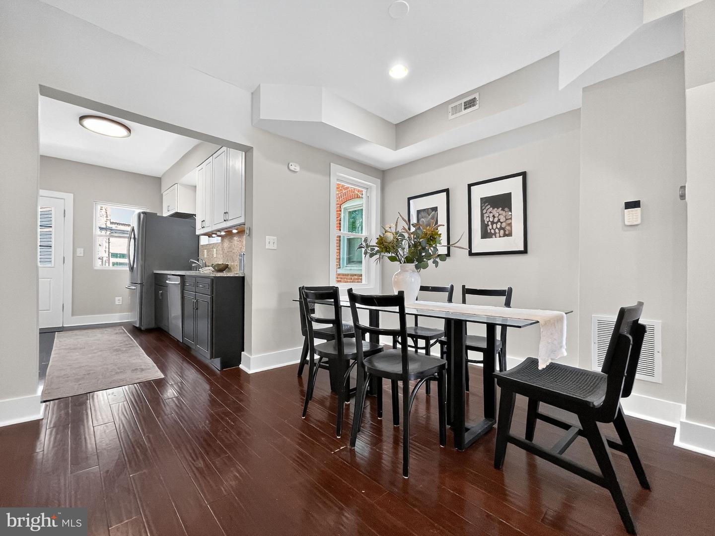 1616 G ST SE, WASHINGTON, District Of Columbia 20003, 2 Bedrooms Bedrooms, ,2 BathroomsBathrooms,Residential,For sale,1616 G ST SE,DCDC2201020 MLS # DCDC2201020