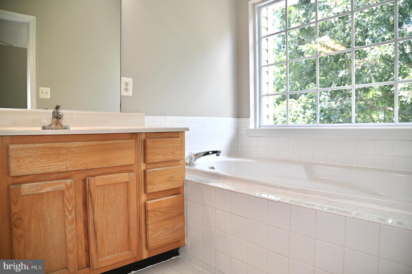 10167 PALE ROSE LOOP, BRISTOW, Virginia 20136, 3 Bedrooms Bedrooms, ,2 BathroomsBathrooms,Residential,For sale,10167 PALE ROSE LOOP,VAPW2095106 MLS # VAPW2095106