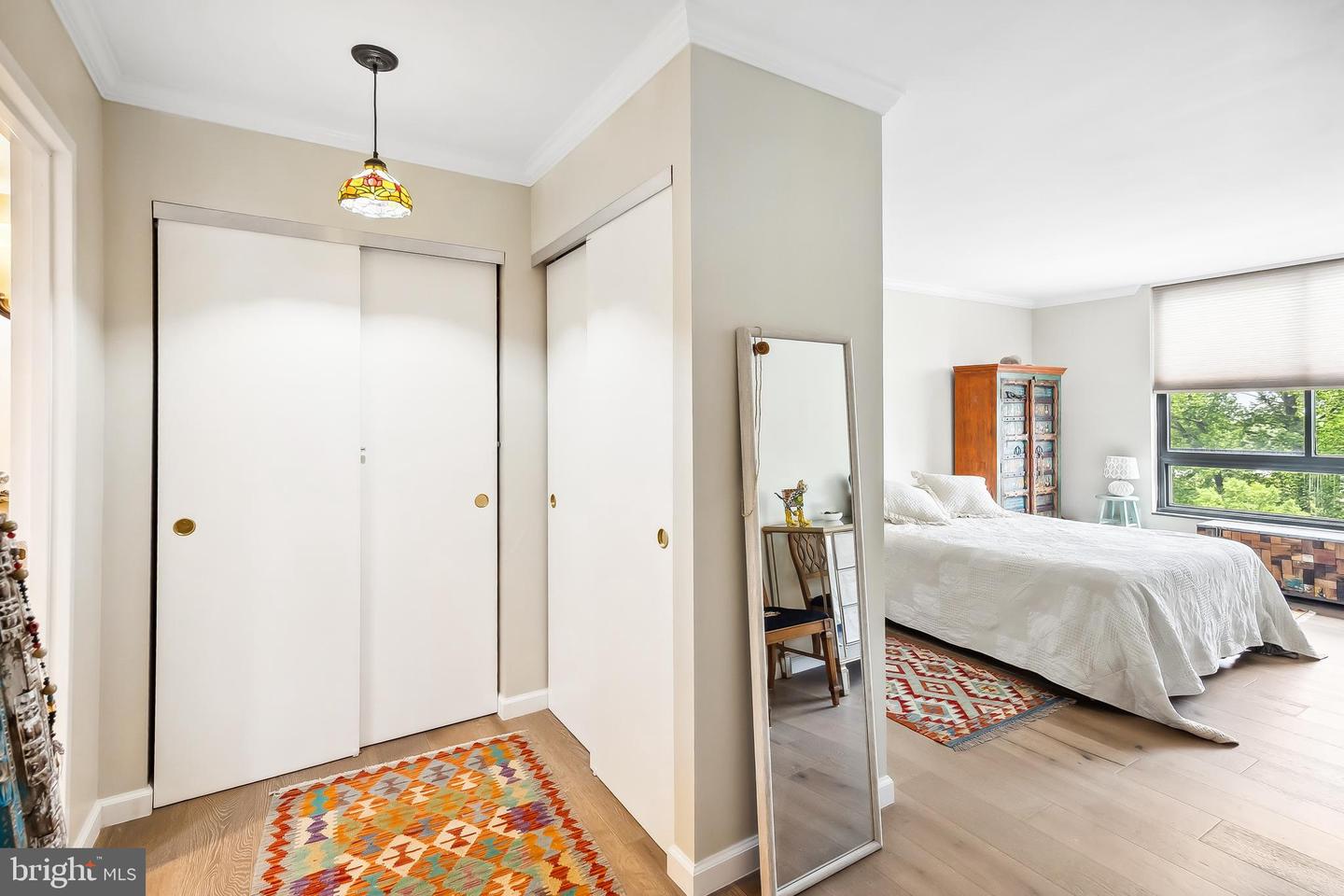 1808 OLD MEADOW RD #906, MCLEAN, Virginia 22102, 2 Bedrooms Bedrooms, ,2 BathroomsBathrooms,Residential,For sale,1808 OLD MEADOW RD #906,VAFX2242194 MLS # VAFX2242194