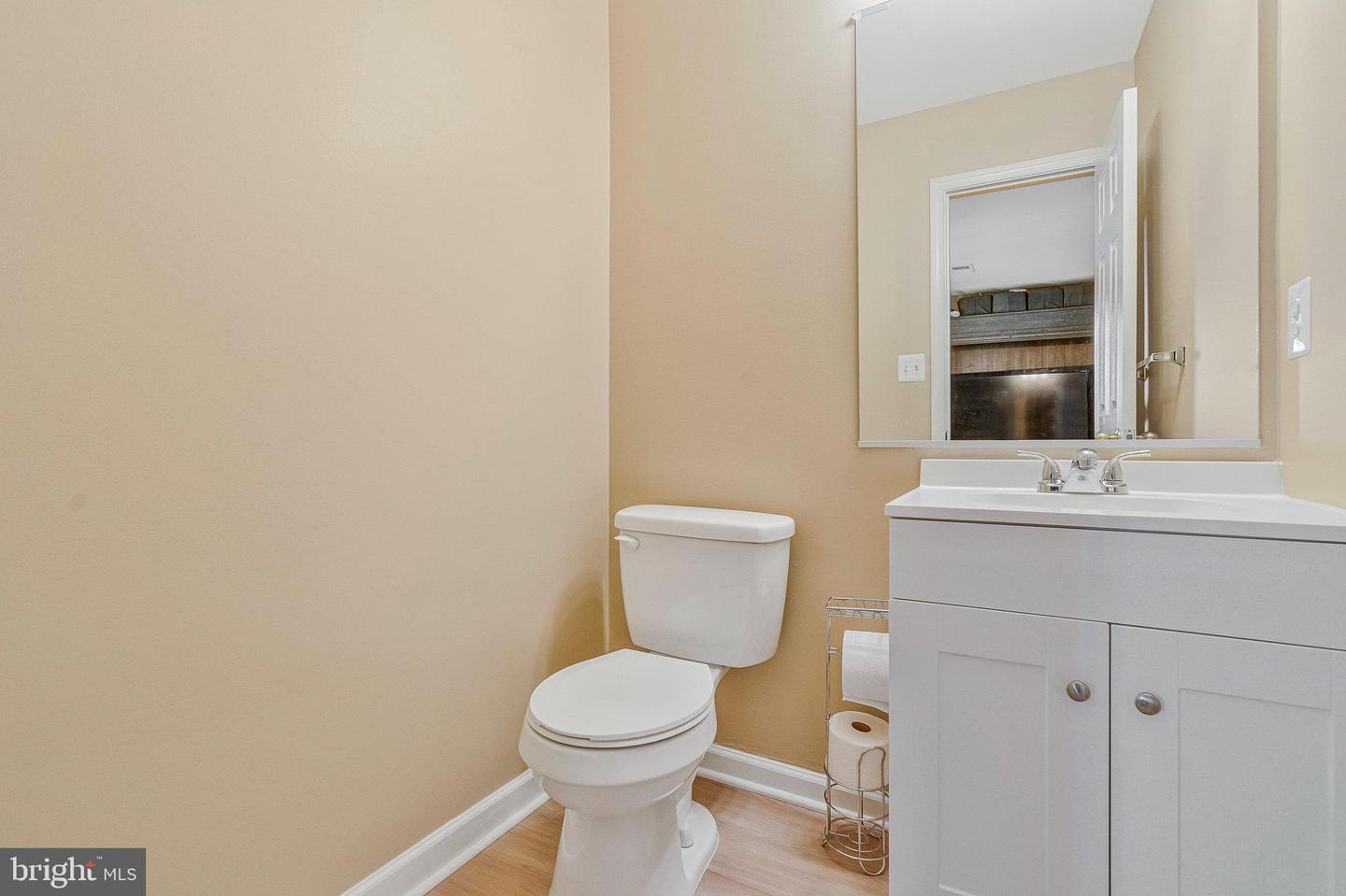 17518 BRISTOL TER, ROUND HILL, Virginia 20141, 4 Bedrooms Bedrooms, ,2 BathroomsBathrooms,Residential,For sale,17518 BRISTOL TER,VALO2097364 MLS # VALO2097364