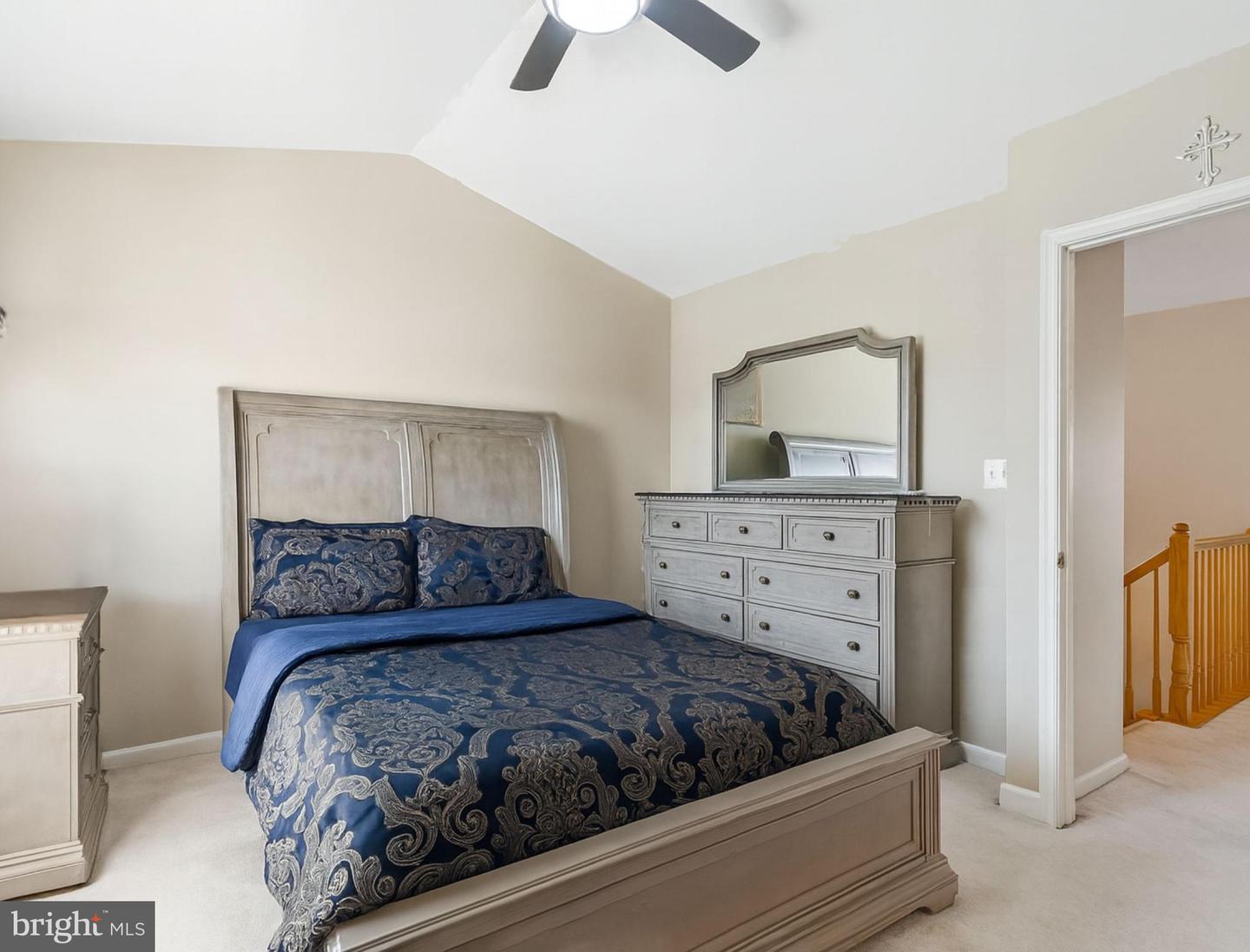 17518 BRISTOL TER, ROUND HILL, Virginia 20141, 4 Bedrooms Bedrooms, ,2 BathroomsBathrooms,Residential,For sale,17518 BRISTOL TER,VALO2097364 MLS # VALO2097364
