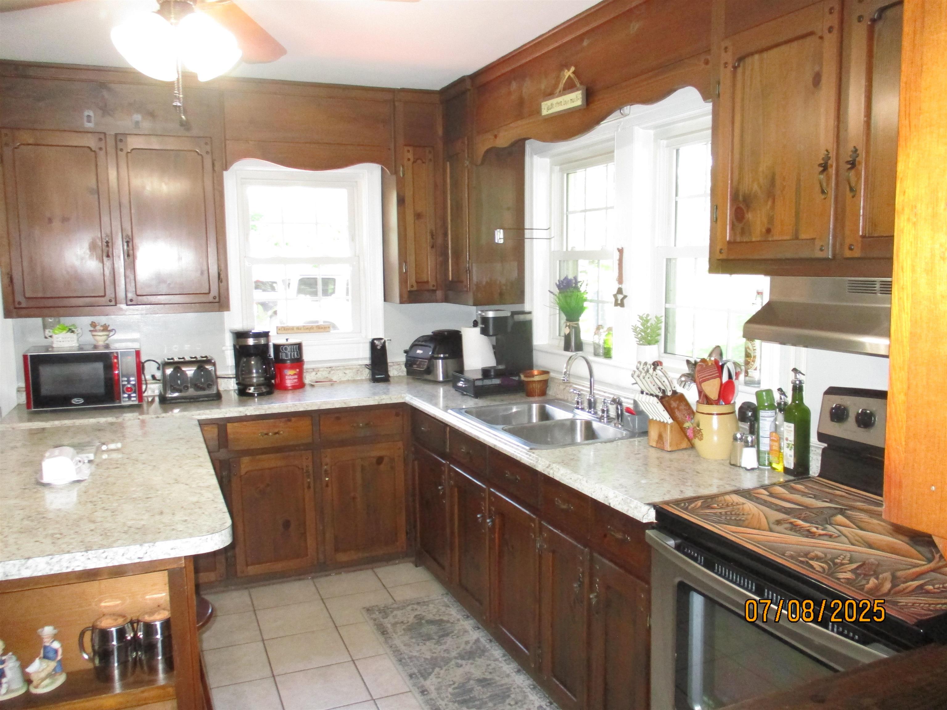 835 ROSSER AVE, WAYNESBORO, Virginia 22980, 4 Bedrooms Bedrooms, ,2 BathroomsBathrooms,Residential,835 ROSSER AVE,666649 MLS # 666649