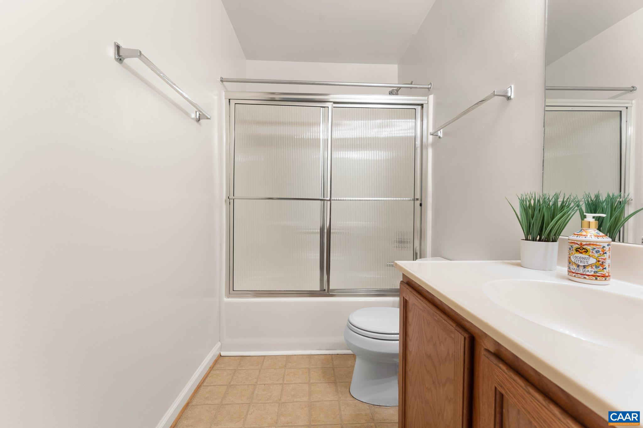 941 WARWICK CT, CHARLOTTESVILLE, Virginia 22901, 3 Bedrooms Bedrooms, ,2 BathroomsBathrooms,Residential,941 WARWICK CT,666651 MLS # 666651