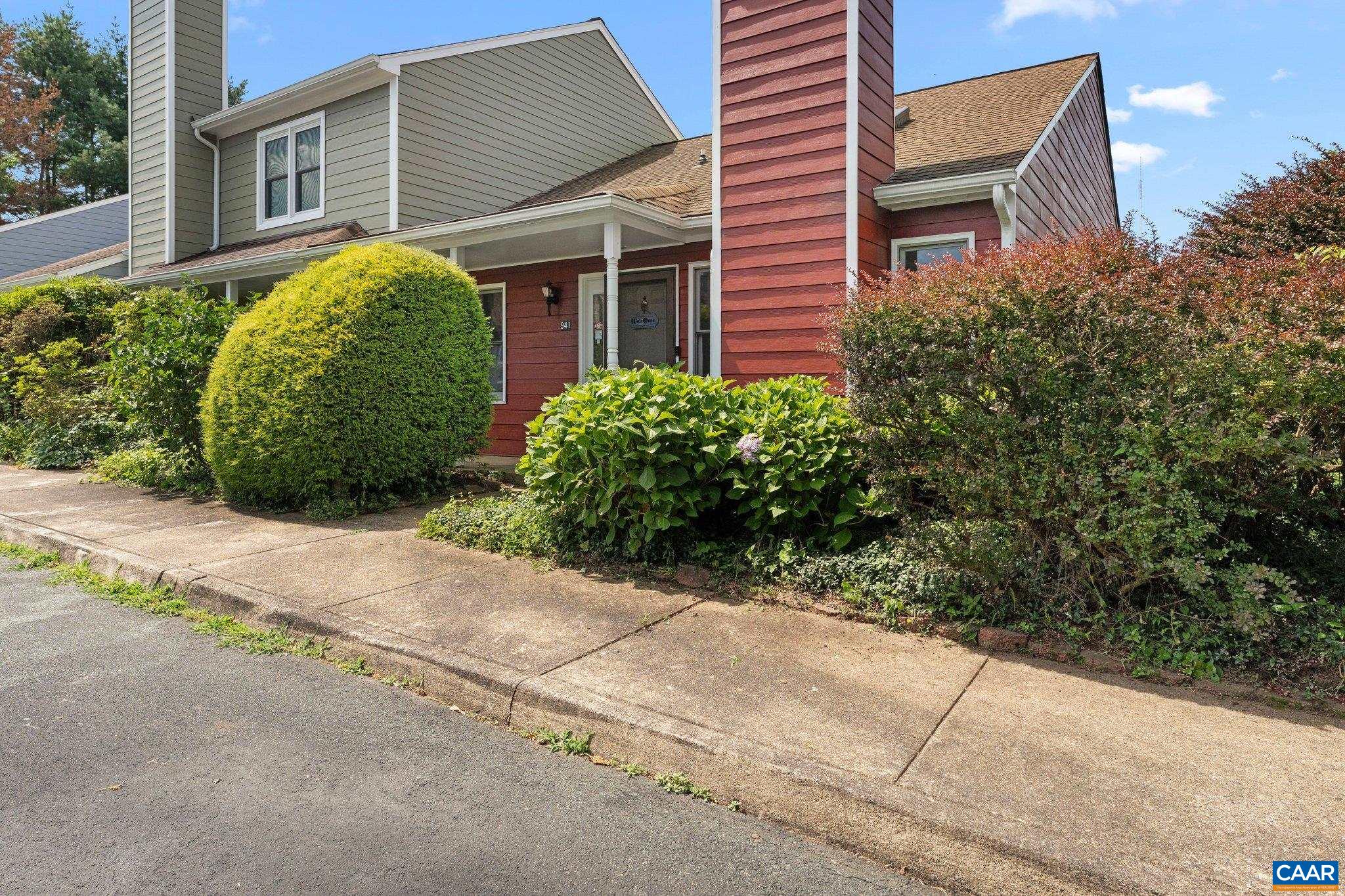 941 WARWICK CT, CHARLOTTESVILLE, Virginia 22901, 3 Bedrooms Bedrooms, ,2 BathroomsBathrooms,Residential,941 WARWICK CT,666651 MLS # 666651