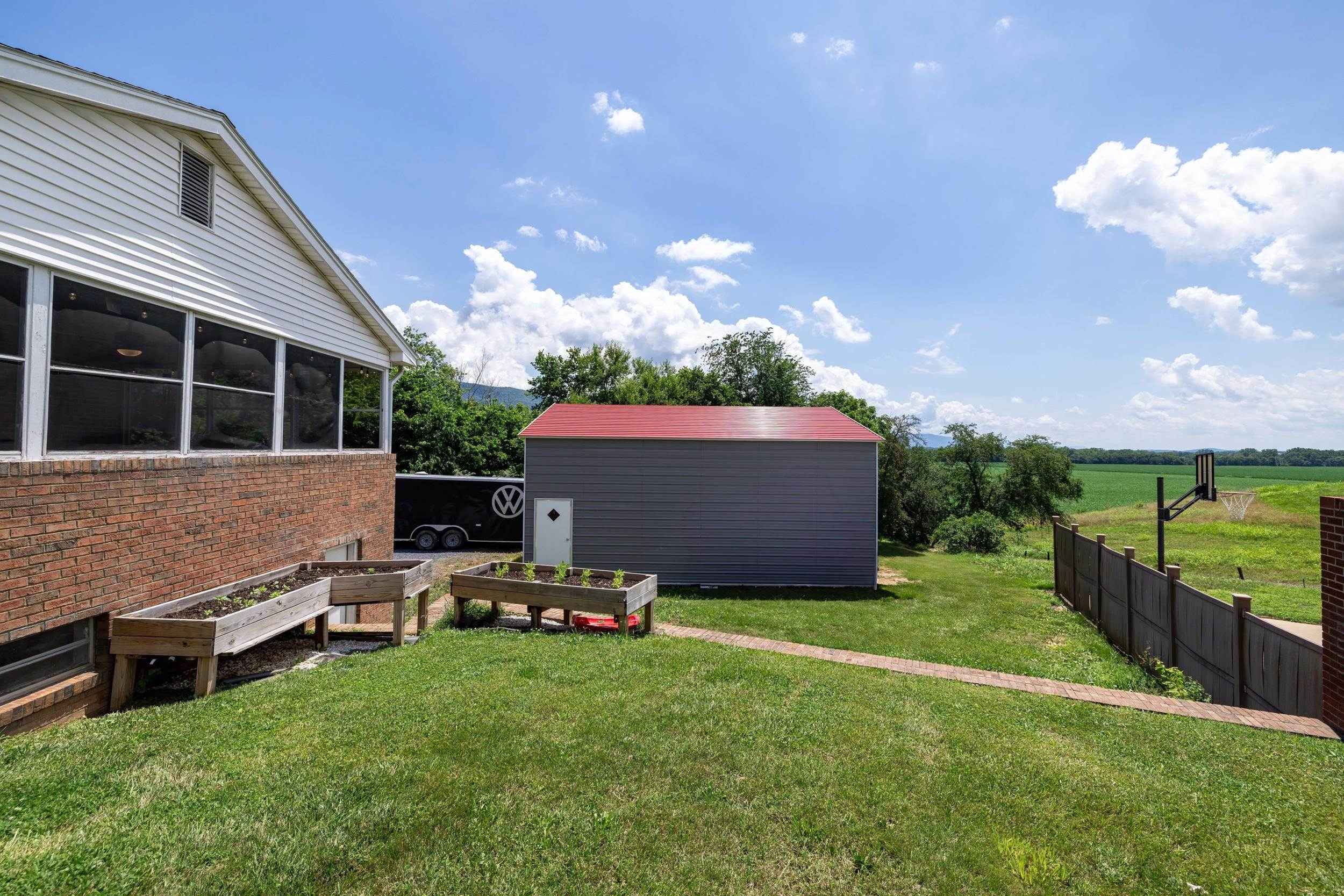 5226 DOGWOOD DR, MOUNT JACKSON, Virginia 22842, 4 Bedrooms Bedrooms, ,2 BathroomsBathrooms,Residential,5226 DOGWOOD DR,666652 MLS # 666652