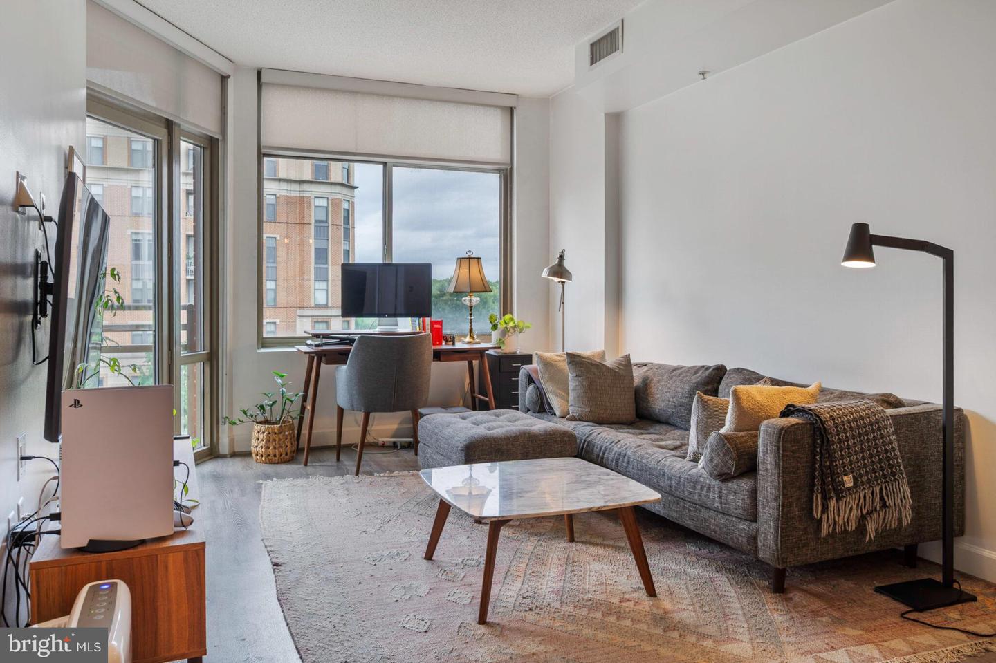 3650 S GLEBE RD #450, ARLINGTON, Virginia 22202, 1 Bedroom Bedrooms, ,1 BathroomBathrooms,Residential,For sale,3650 S GLEBE RD #450,VAAR2058014 MLS # VAAR2058014