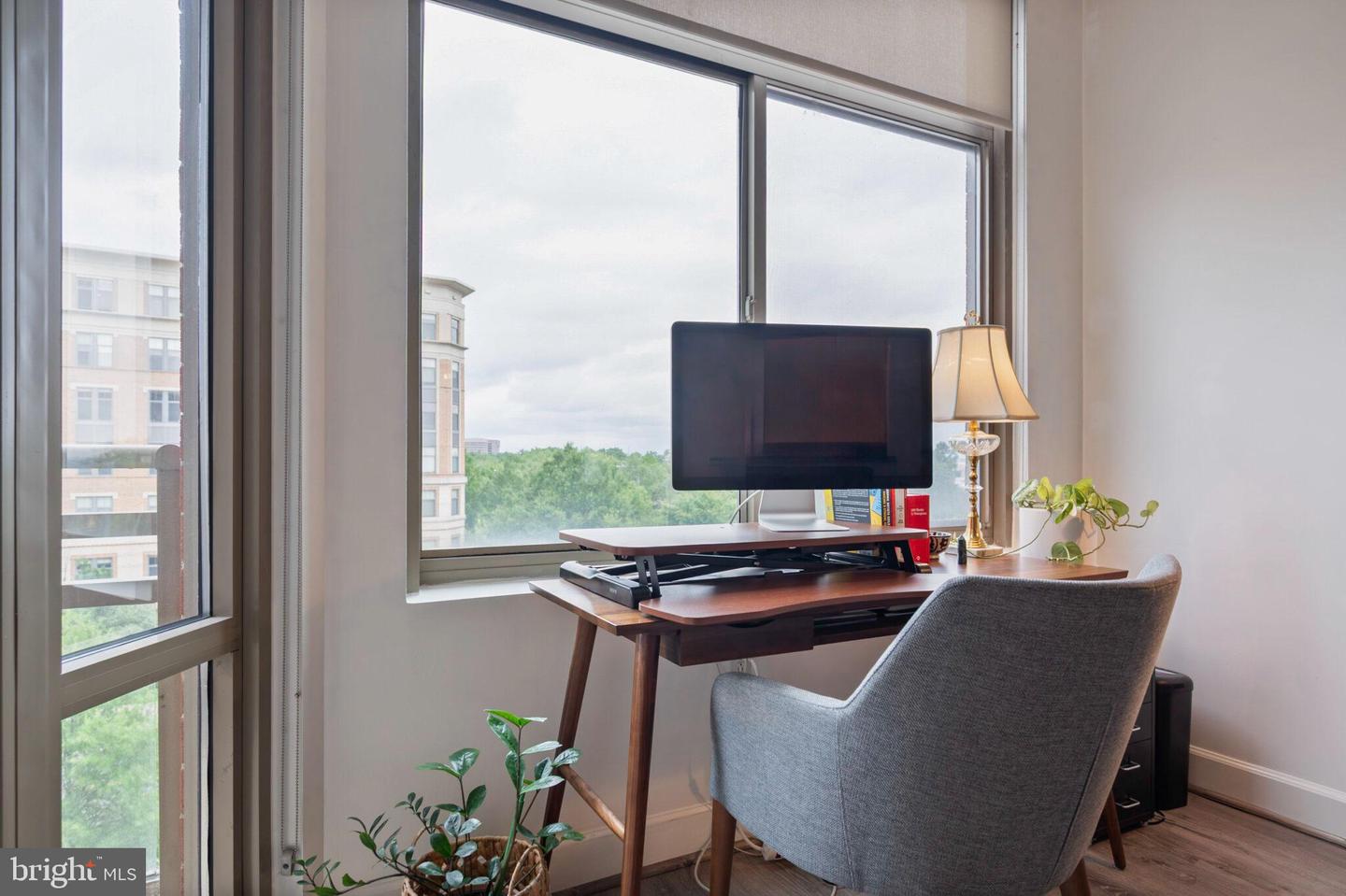 3650 S GLEBE RD #450, ARLINGTON, Virginia 22202, 1 Bedroom Bedrooms, ,1 BathroomBathrooms,Residential,For sale,3650 S GLEBE RD #450,VAAR2058014 MLS # VAAR2058014