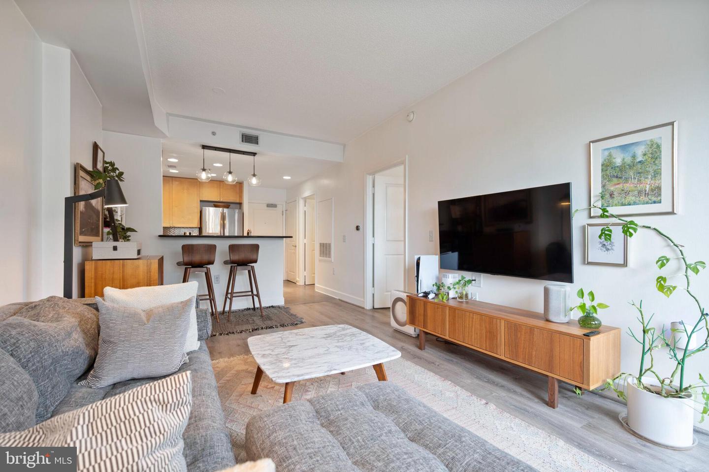 3650 S GLEBE RD #450, ARLINGTON, Virginia 22202, 1 Bedroom Bedrooms, ,1 BathroomBathrooms,Residential,For sale,3650 S GLEBE RD #450,VAAR2058014 MLS # VAAR2058014