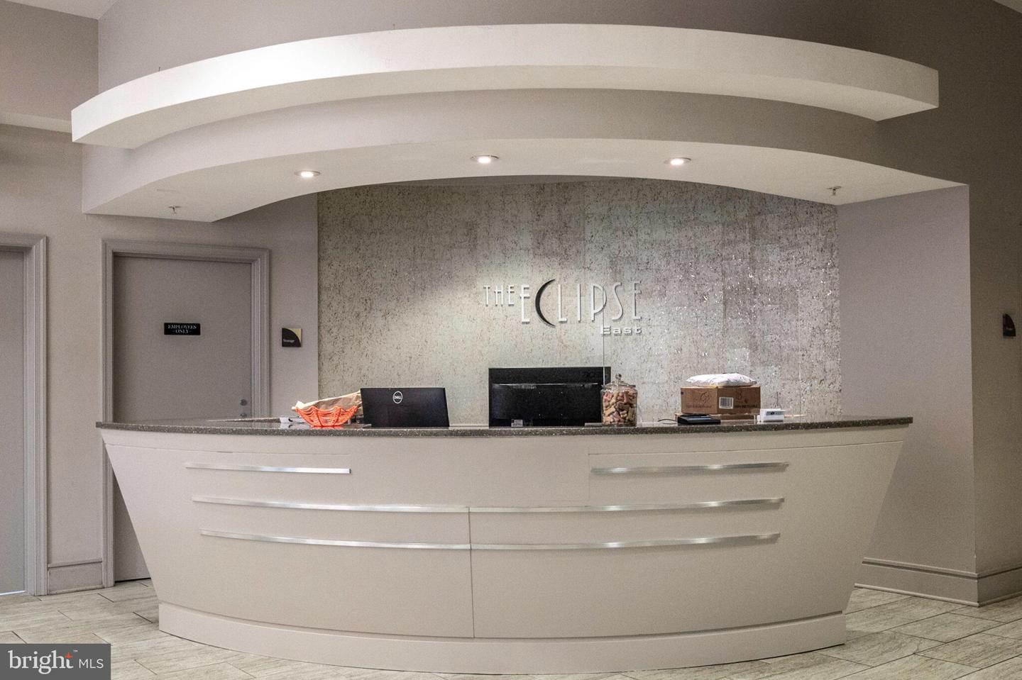 3650 S GLEBE RD #450, ARLINGTON, Virginia 22202, 1 Bedroom Bedrooms, ,1 BathroomBathrooms,Residential,For sale,3650 S GLEBE RD #450,VAAR2058014 MLS # VAAR2058014