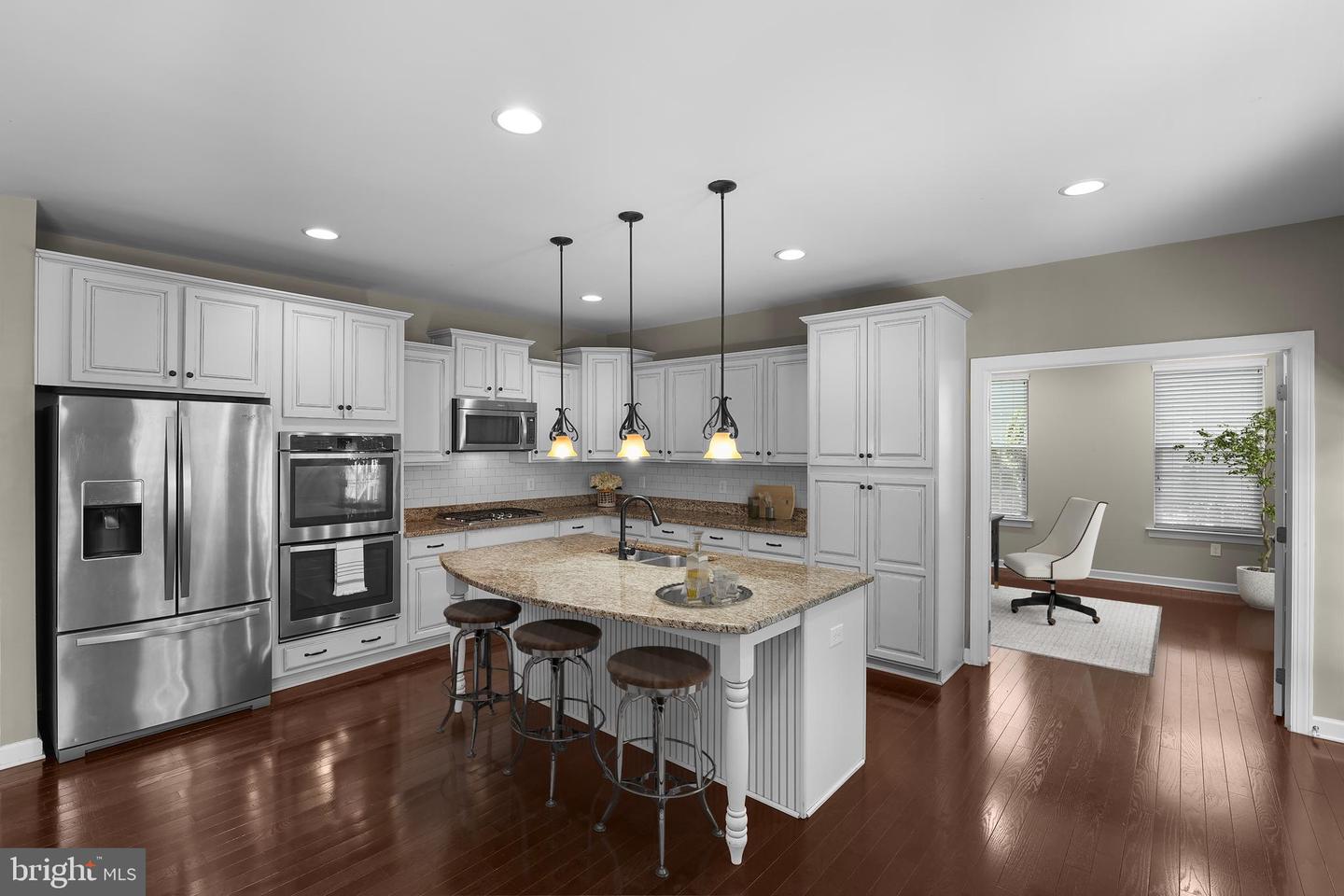 8967 FENESTRA PL, GAINESVILLE, Virginia 20155, 4 Bedrooms Bedrooms, ,3 BathroomsBathrooms,Residential,For sale,8967 FENESTRA PL,VAPW2095340 MLS # VAPW2095340