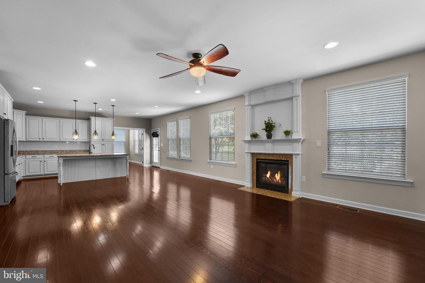 8967 FENESTRA PL, GAINESVILLE, Virginia 20155, 4 Bedrooms Bedrooms, ,3 BathroomsBathrooms,Residential,For sale,8967 FENESTRA PL,VAPW2095340 MLS # VAPW2095340