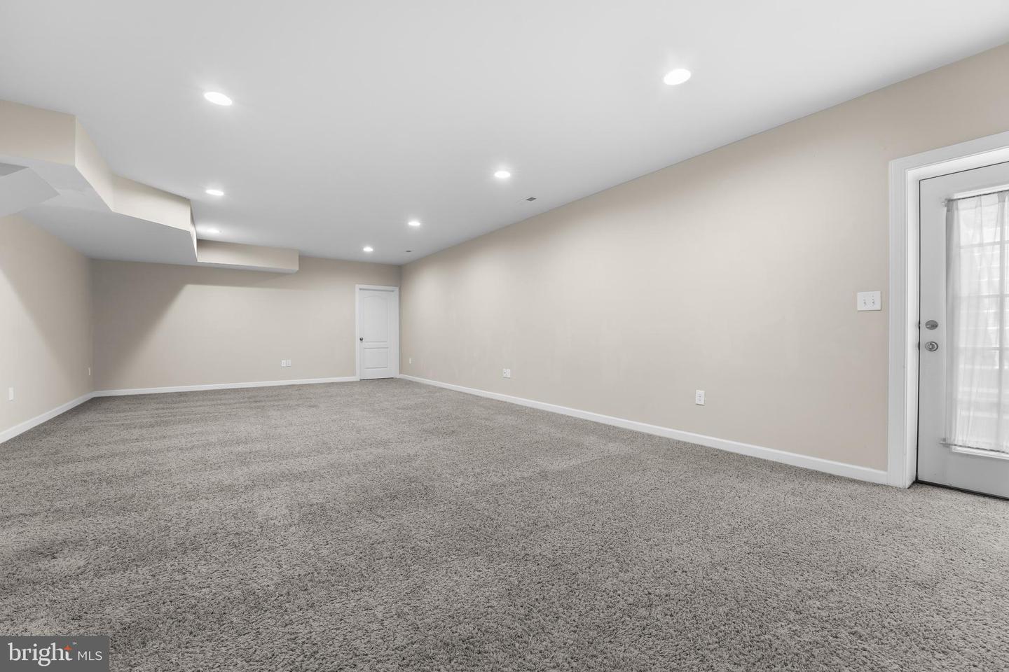 8967 FENESTRA PL, GAINESVILLE, Virginia 20155, 4 Bedrooms Bedrooms, ,3 BathroomsBathrooms,Residential,For sale,8967 FENESTRA PL,VAPW2095340 MLS # VAPW2095340