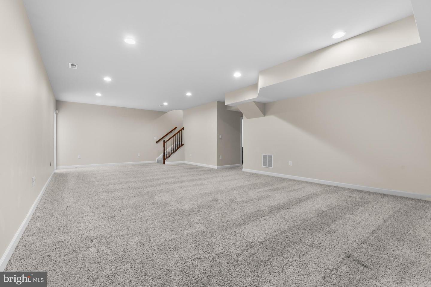 8967 FENESTRA PL, GAINESVILLE, Virginia 20155, 4 Bedrooms Bedrooms, ,3 BathroomsBathrooms,Residential,For sale,8967 FENESTRA PL,VAPW2095340 MLS # VAPW2095340