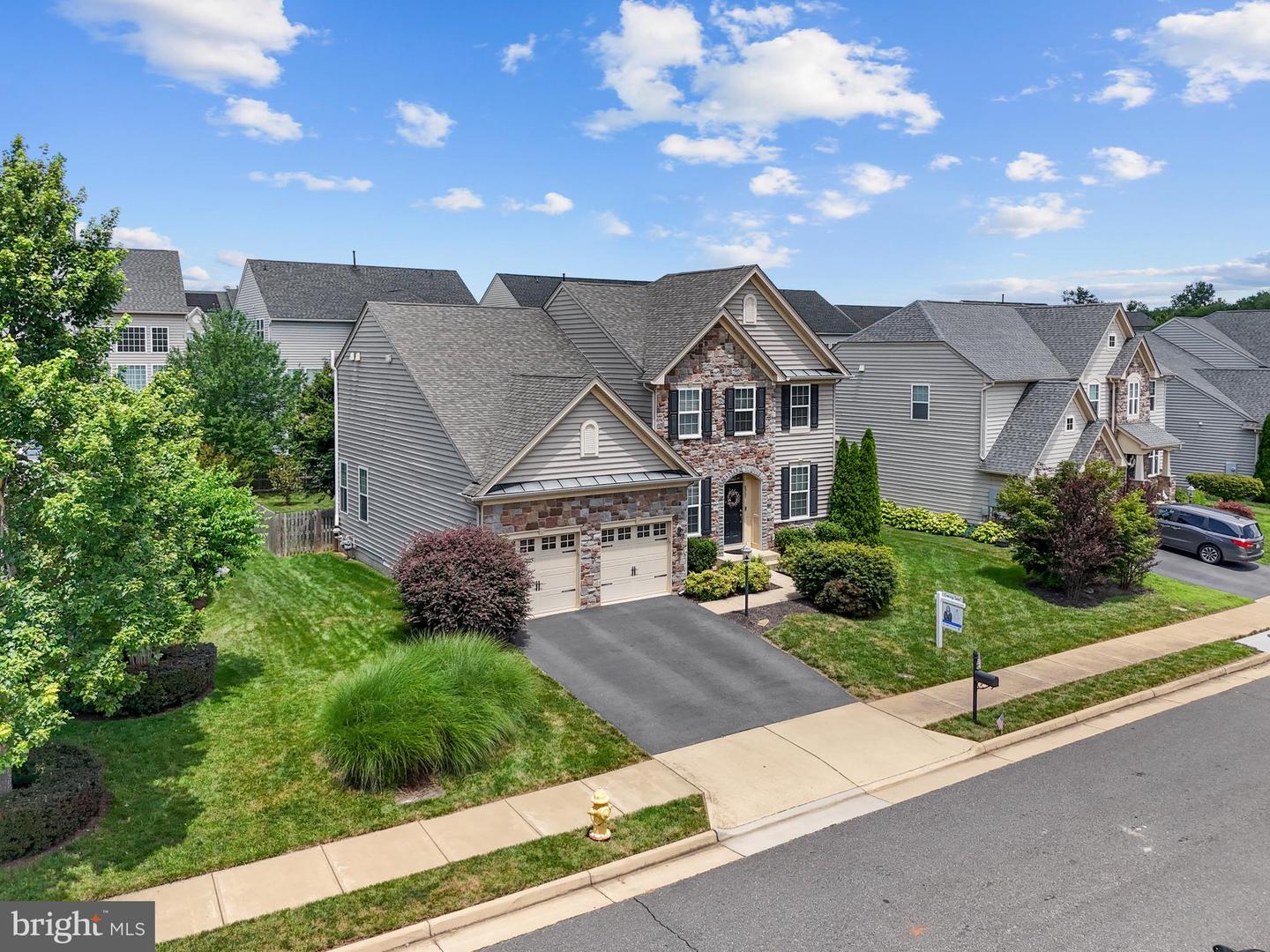 8967 FENESTRA PL, GAINESVILLE, Virginia 20155, 4 Bedrooms Bedrooms, ,3 BathroomsBathrooms,Residential,For sale,8967 FENESTRA PL,VAPW2095340 MLS # VAPW2095340