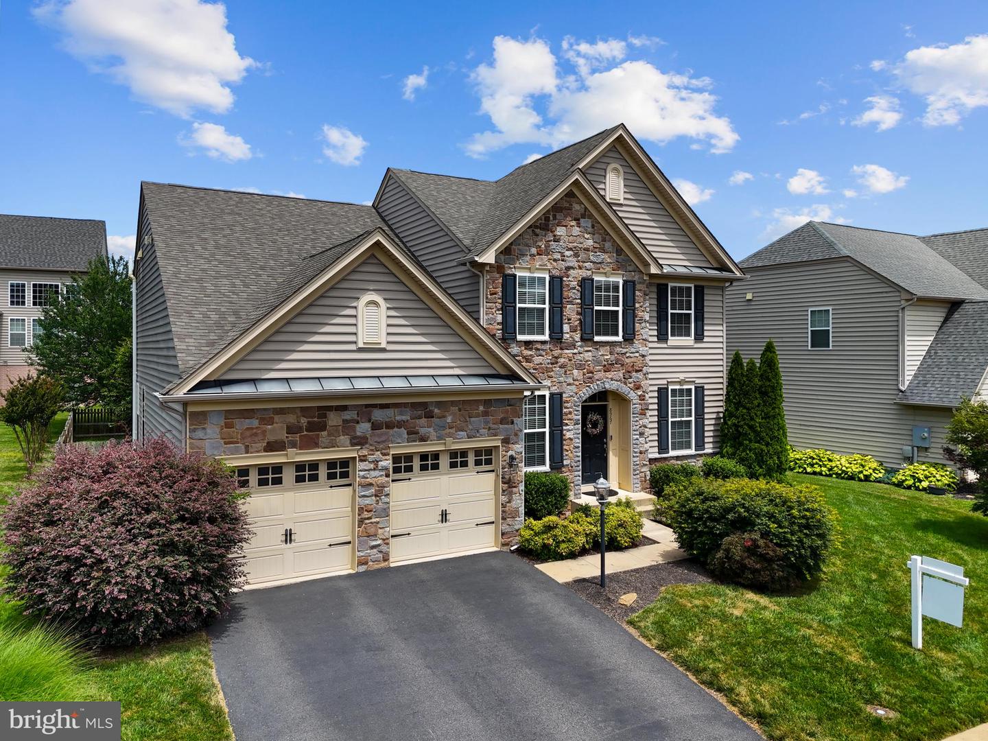 8967 FENESTRA PL, GAINESVILLE, Virginia 20155, 4 Bedrooms Bedrooms, ,3 BathroomsBathrooms,Residential,For sale,8967 FENESTRA PL,VAPW2095340 MLS # VAPW2095340