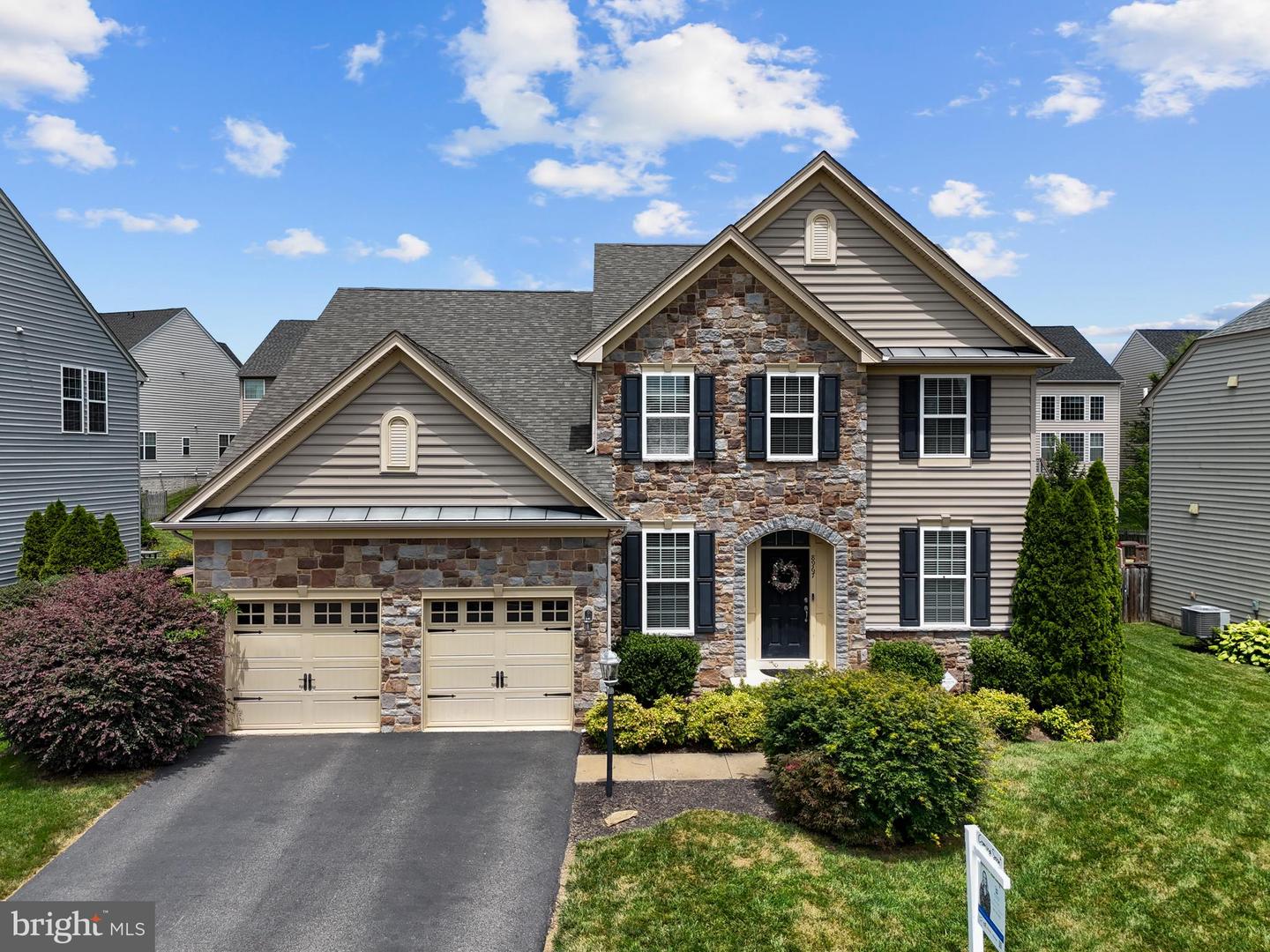 8967 FENESTRA PL, GAINESVILLE, Virginia 20155, 4 Bedrooms Bedrooms, ,3 BathroomsBathrooms,Residential,For sale,8967 FENESTRA PL,VAPW2095340 MLS # VAPW2095340