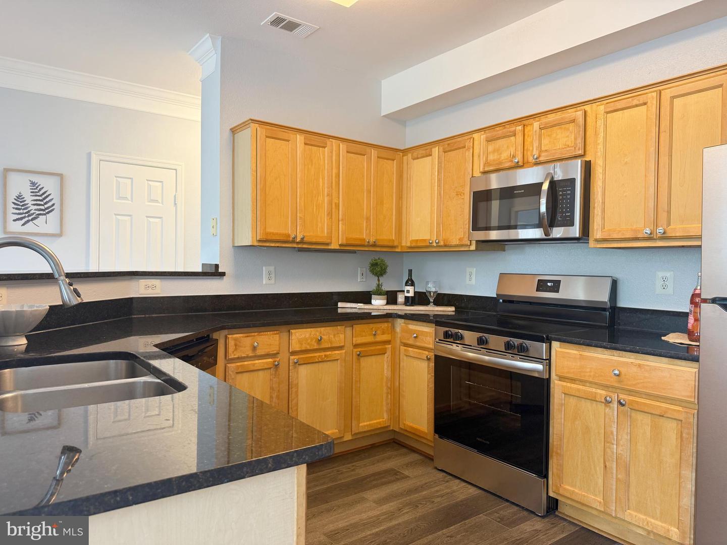 1530 SPRING GATE DR #9317, MCLEAN, Virginia 22102, 3 Bedrooms Bedrooms, ,2 BathroomsBathrooms,Residential,For sale,1530 SPRING GATE DR #9317,VAFX2243056 MLS # VAFX2243056