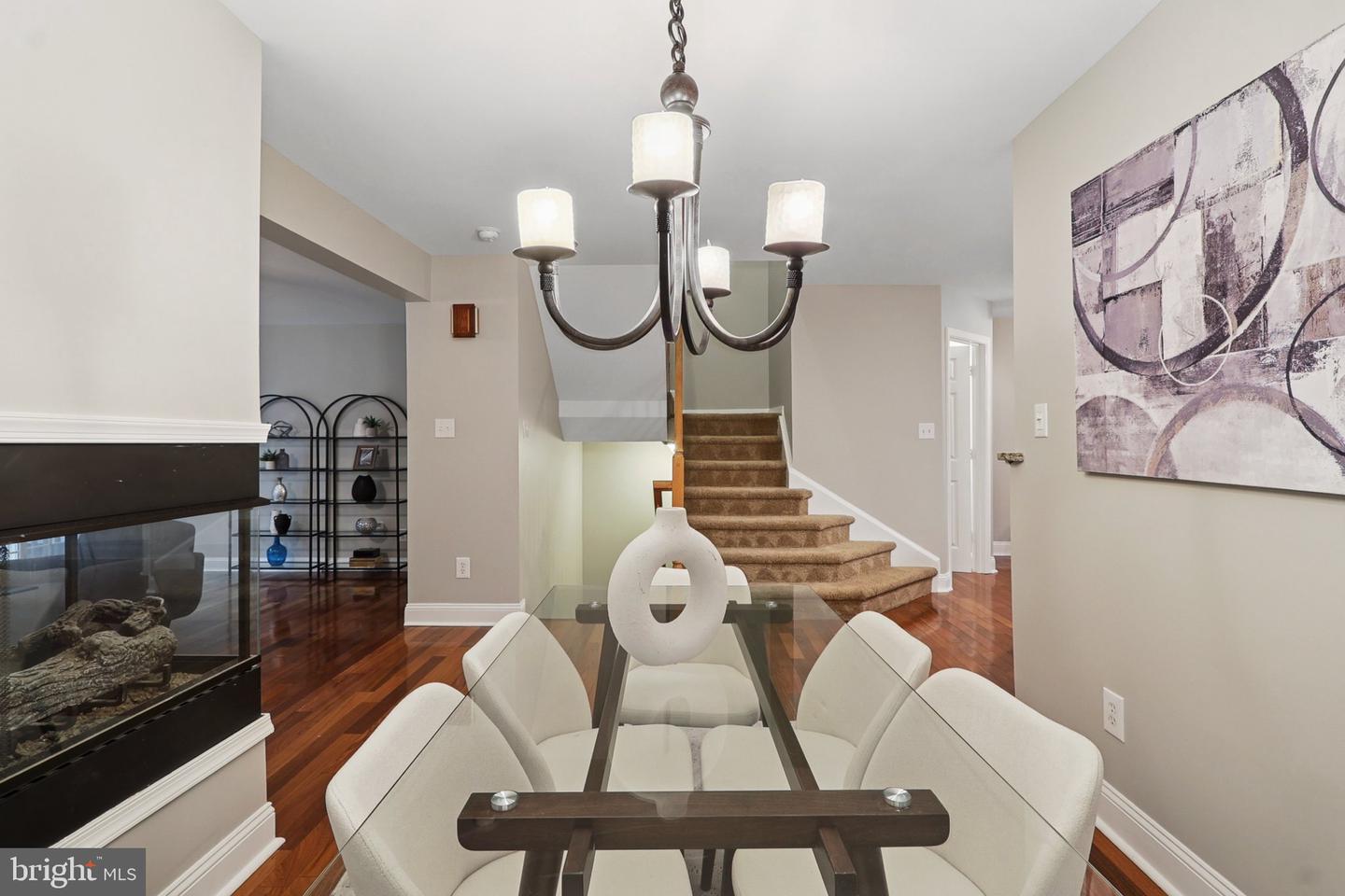 20409 BASELINE TER, ASHBURN, Virginia 20147, 3 Bedrooms Bedrooms, ,2 BathroomsBathrooms,Residential,For sale,20409 BASELINE TER,VALO2097772 MLS # VALO2097772