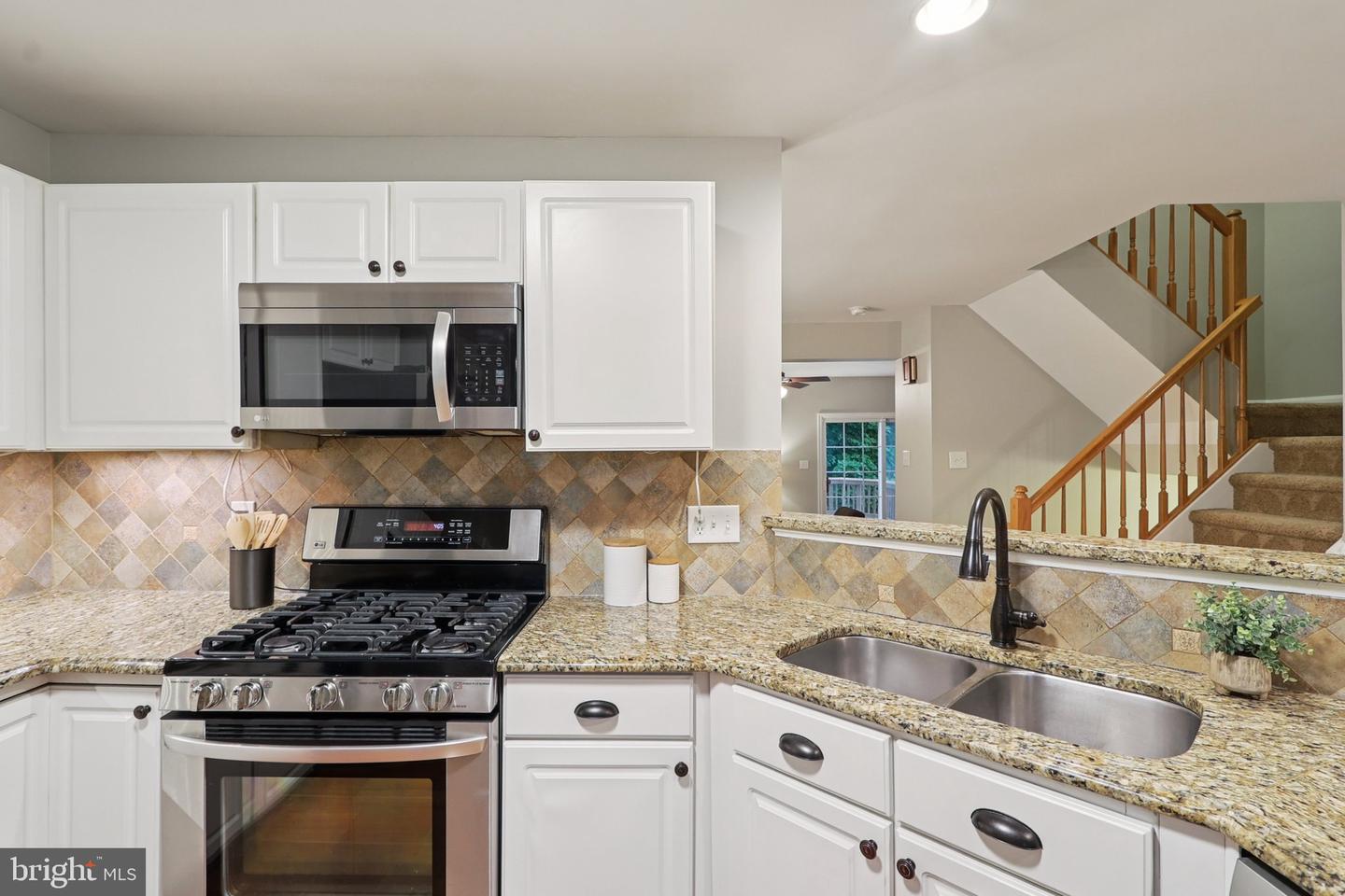 20409 BASELINE TER, ASHBURN, Virginia 20147, 3 Bedrooms Bedrooms, ,2 BathroomsBathrooms,Residential,For sale,20409 BASELINE TER,VALO2097772 MLS # VALO2097772