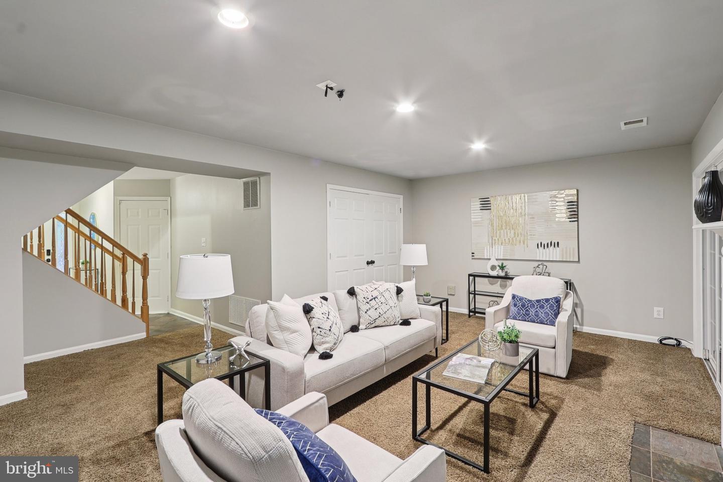 20409 BASELINE TER, ASHBURN, Virginia 20147, 3 Bedrooms Bedrooms, ,2 BathroomsBathrooms,Residential,For sale,20409 BASELINE TER,VALO2097772 MLS # VALO2097772