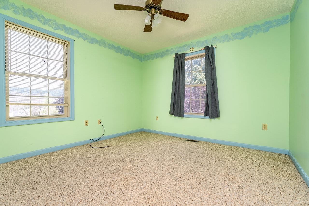 4039 CANNERY WOODS DR, BRIDGEWATER, Virginia 22812, 4 Bedrooms Bedrooms, ,3 BathroomsBathrooms,Residential,4039 CANNERY WOODS DR,666659 MLS # 666659