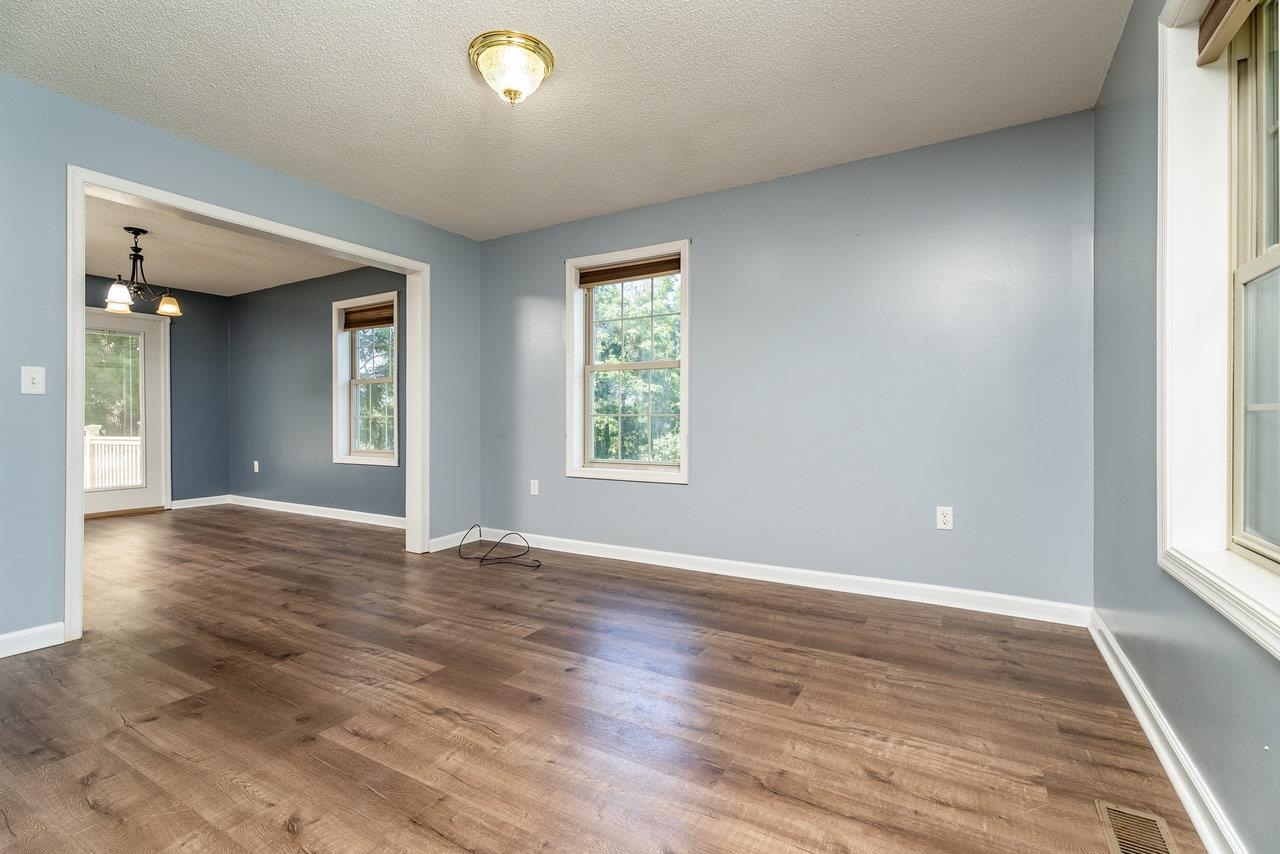 4039 CANNERY WOODS DR, BRIDGEWATER, Virginia 22812, 4 Bedrooms Bedrooms, ,3 BathroomsBathrooms,Residential,4039 CANNERY WOODS DR,666659 MLS # 666659