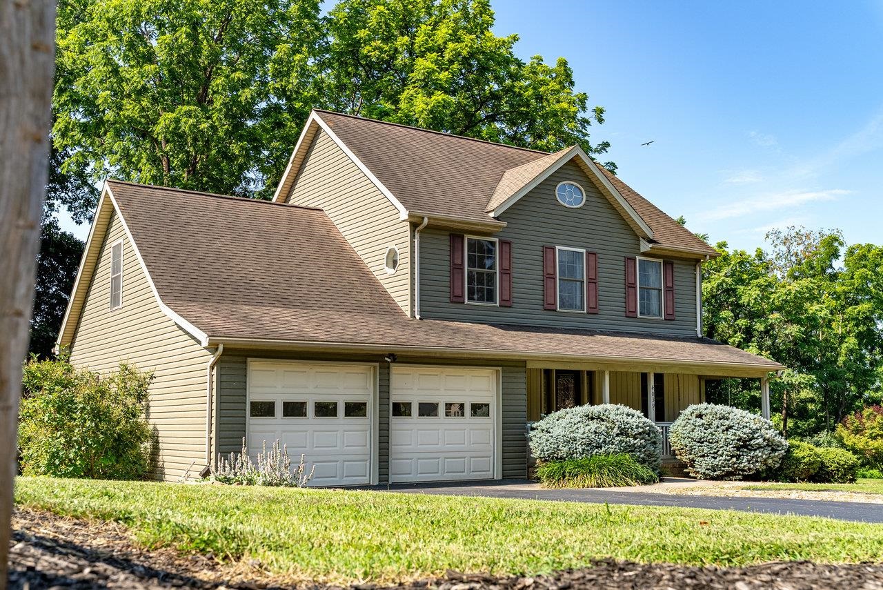 4039 CANNERY WOODS DR, BRIDGEWATER, Virginia 22812, 4 Bedrooms Bedrooms, ,3 BathroomsBathrooms,Residential,4039 CANNERY WOODS DR,666659 MLS # 666659