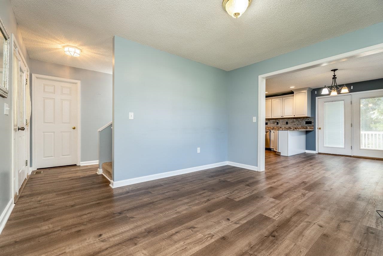 4039 CANNERY WOODS DR, BRIDGEWATER, Virginia 22812, 4 Bedrooms Bedrooms, ,3 BathroomsBathrooms,Residential,4039 CANNERY WOODS DR,666659 MLS # 666659