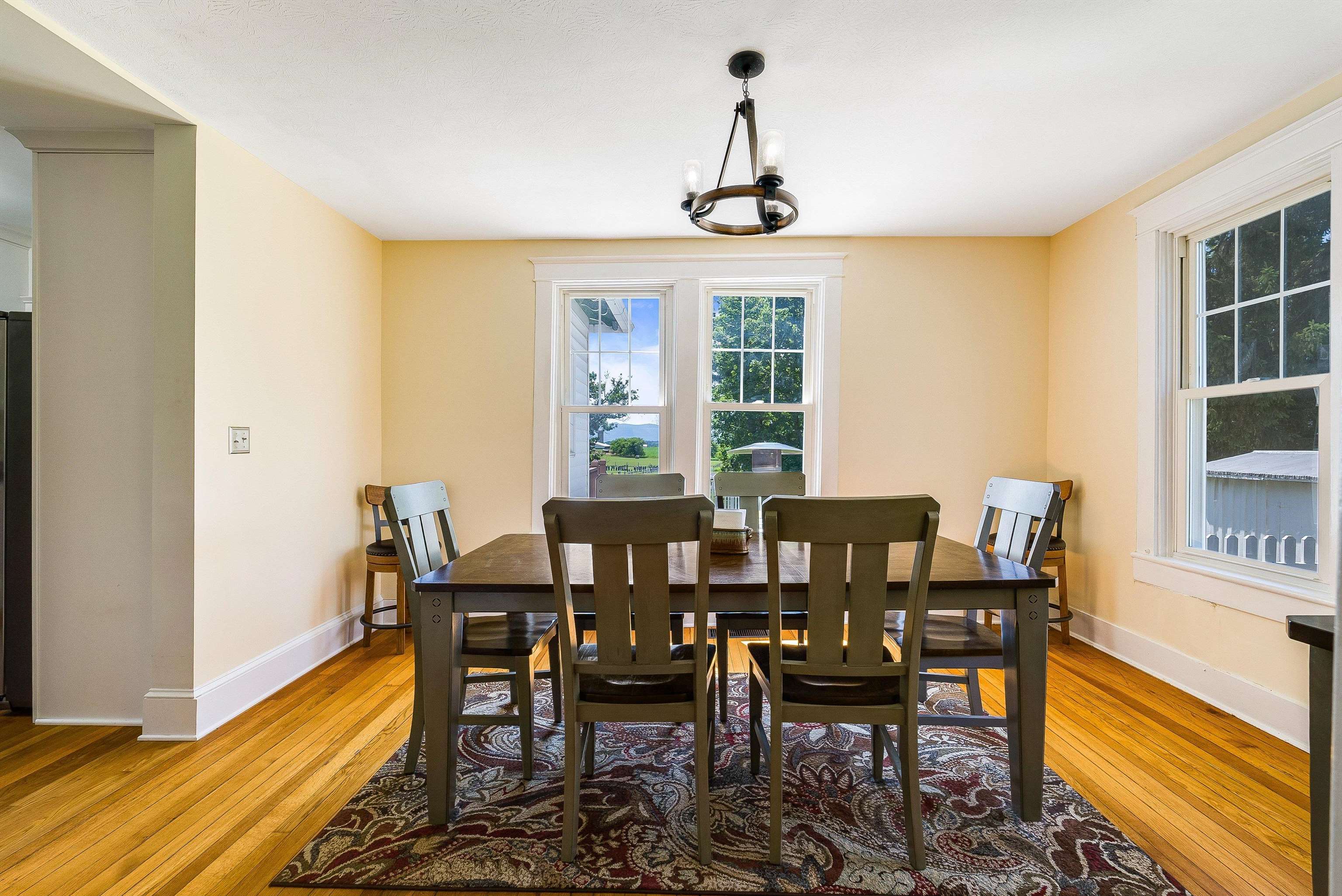 3027 CROSS KEYS RD, ROCKINGHAM, Virginia 22801, 4 Bedrooms Bedrooms, ,2 BathroomsBathrooms,Residential,3027 CROSS KEYS RD,666660 MLS # 666660