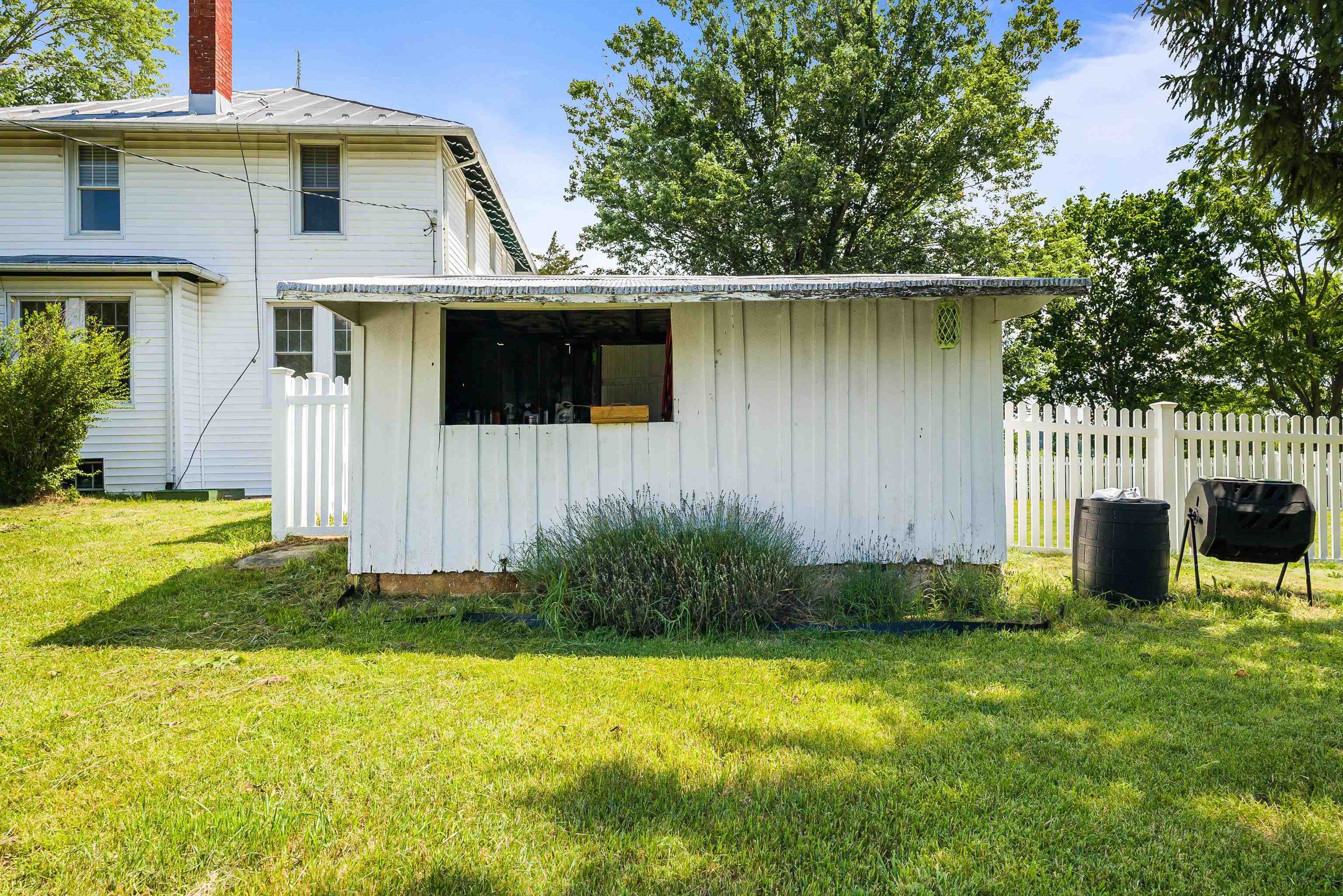 3027 CROSS KEYS RD, ROCKINGHAM, Virginia 22801, 4 Bedrooms Bedrooms, ,2 BathroomsBathrooms,Residential,3027 CROSS KEYS RD,666660 MLS # 666660