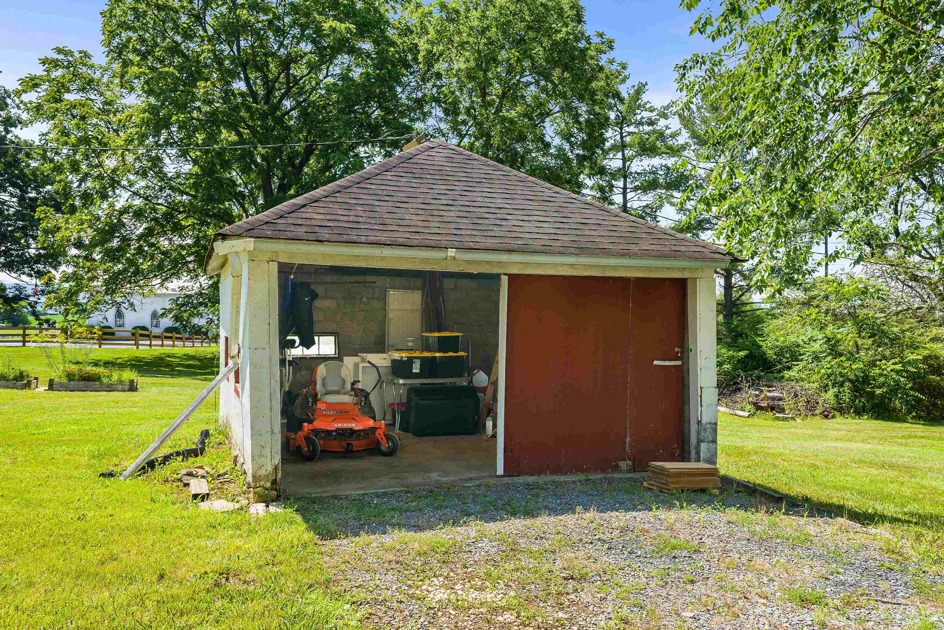 3027 CROSS KEYS RD, ROCKINGHAM, Virginia 22801, 4 Bedrooms Bedrooms, ,2 BathroomsBathrooms,Residential,3027 CROSS KEYS RD,666660 MLS # 666660