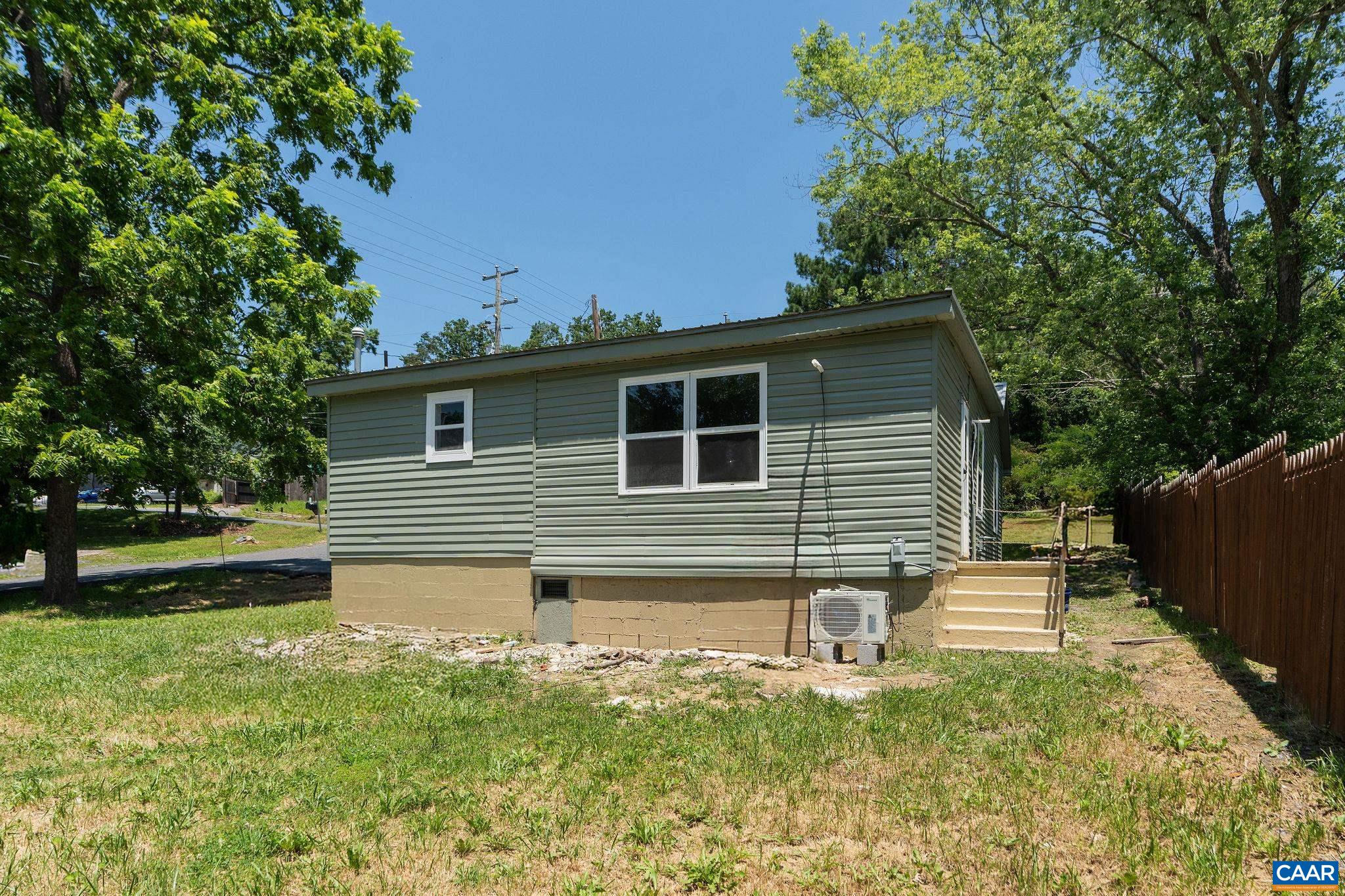 1805 SHENANDOAH AVE, WAYNESBORO, Virginia 22980, 3 Bedrooms Bedrooms, ,2 BathroomsBathrooms,Residential,1805 SHENANDOAH AVE,666666 MLS # 666666