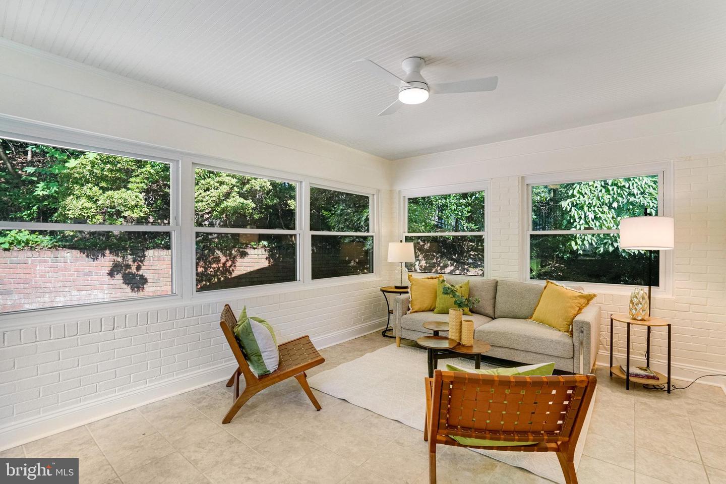 2420 N TAYLOR ST, ARLINGTON, Virginia 22207, 4 Bedrooms Bedrooms, ,3 BathroomsBathrooms,Residential,For sale,2420 N TAYLOR ST,VAAR2058422 MLS # VAAR2058422