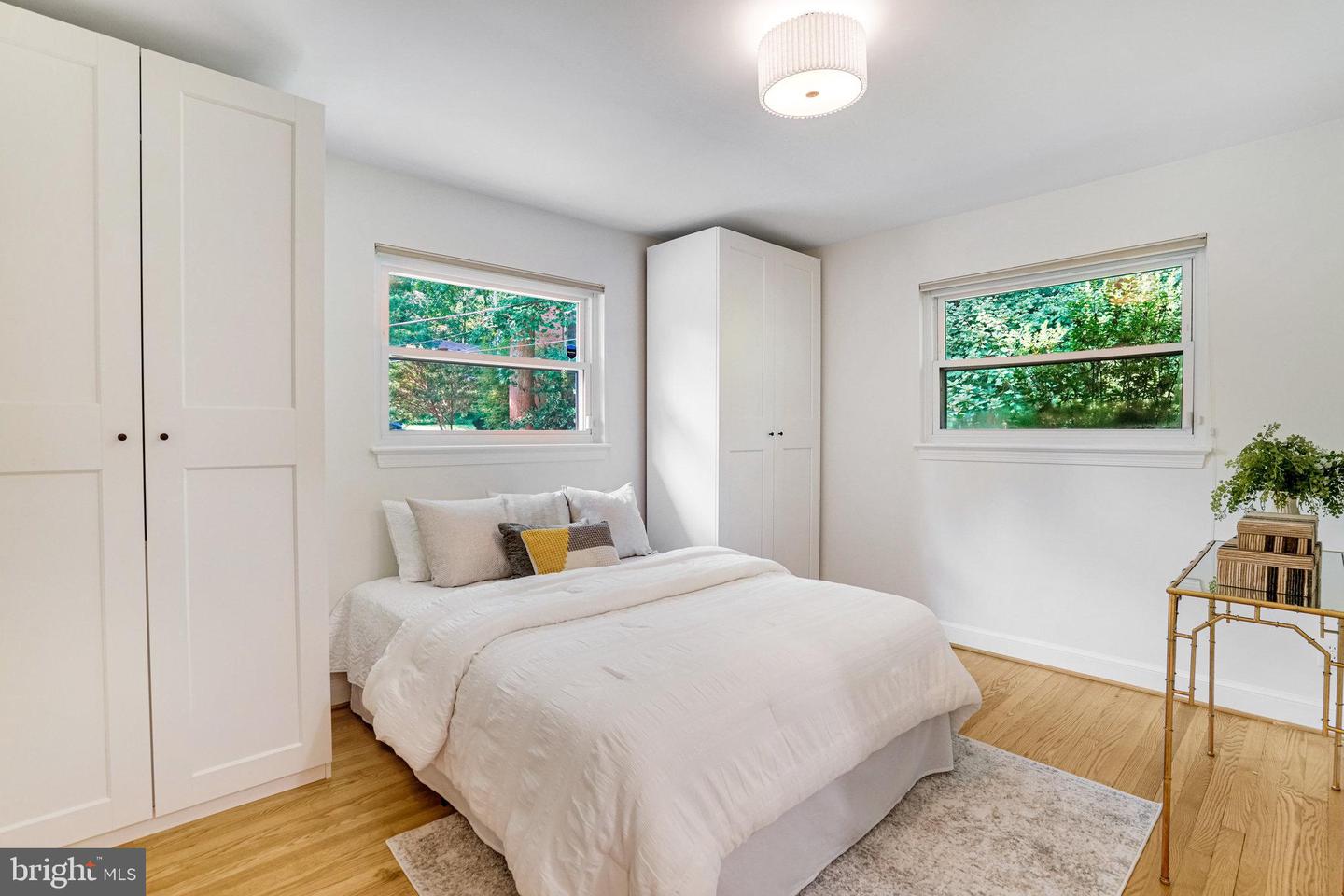 2420 N TAYLOR ST, ARLINGTON, Virginia 22207, 4 Bedrooms Bedrooms, ,3 BathroomsBathrooms,Residential,For sale,2420 N TAYLOR ST,VAAR2058422 MLS # VAAR2058422
