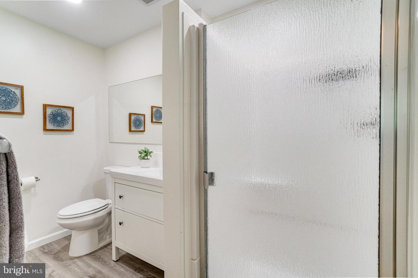2420 N TAYLOR ST, ARLINGTON, Virginia 22207, 4 Bedrooms Bedrooms, ,3 BathroomsBathrooms,Residential,For sale,2420 N TAYLOR ST,VAAR2058422 MLS # VAAR2058422