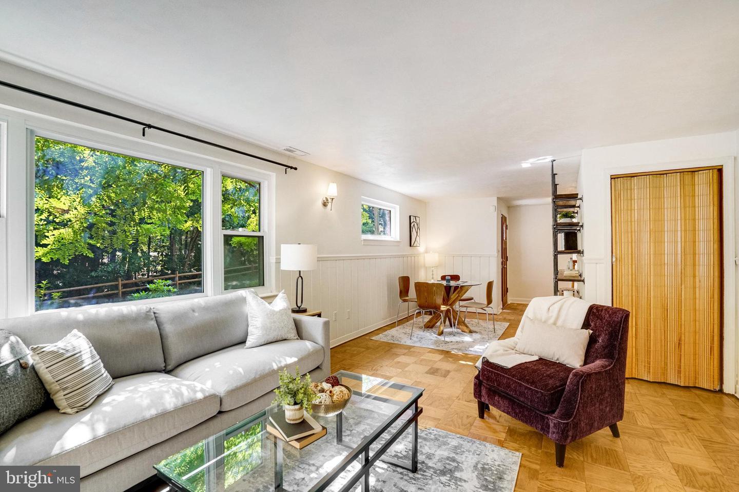 2420 N TAYLOR ST, ARLINGTON, Virginia 22207, 4 Bedrooms Bedrooms, ,3 BathroomsBathrooms,Residential,For sale,2420 N TAYLOR ST,VAAR2058422 MLS # VAAR2058422