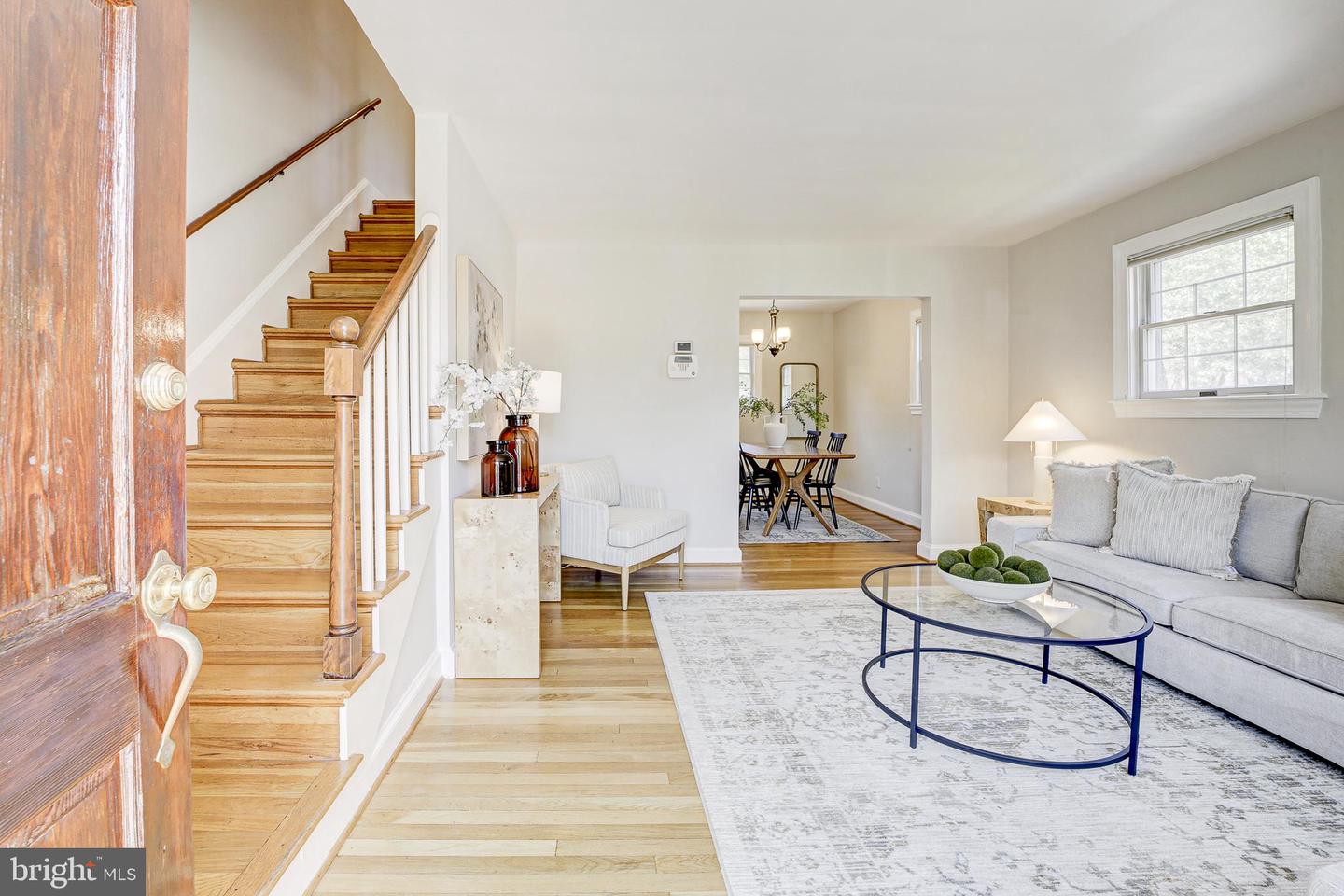 210-1/2 ADAMS AVE, ALEXANDRIA, Virginia 22301, 3 Bedrooms Bedrooms, ,1 BathroomBathrooms,Residential,For sale,210-1/2 ADAMS AVE,VAAX2045916 MLS # VAAX2045916
