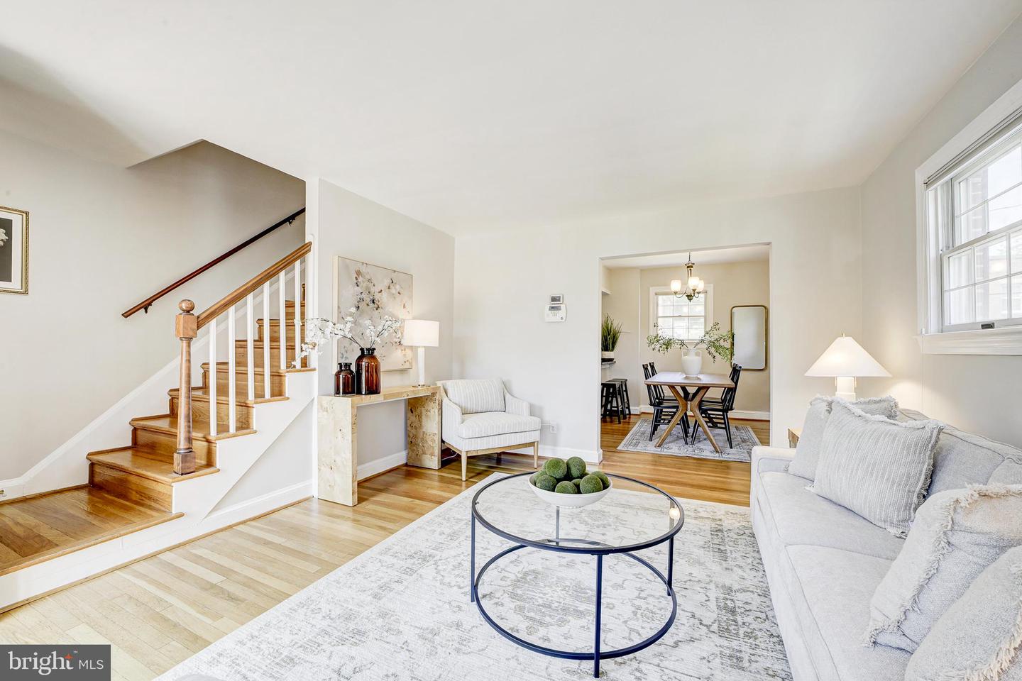 210-1/2 ADAMS AVE, ALEXANDRIA, Virginia 22301, 3 Bedrooms Bedrooms, ,1 BathroomBathrooms,Residential,For sale,210-1/2 ADAMS AVE,VAAX2045916 MLS # VAAX2045916