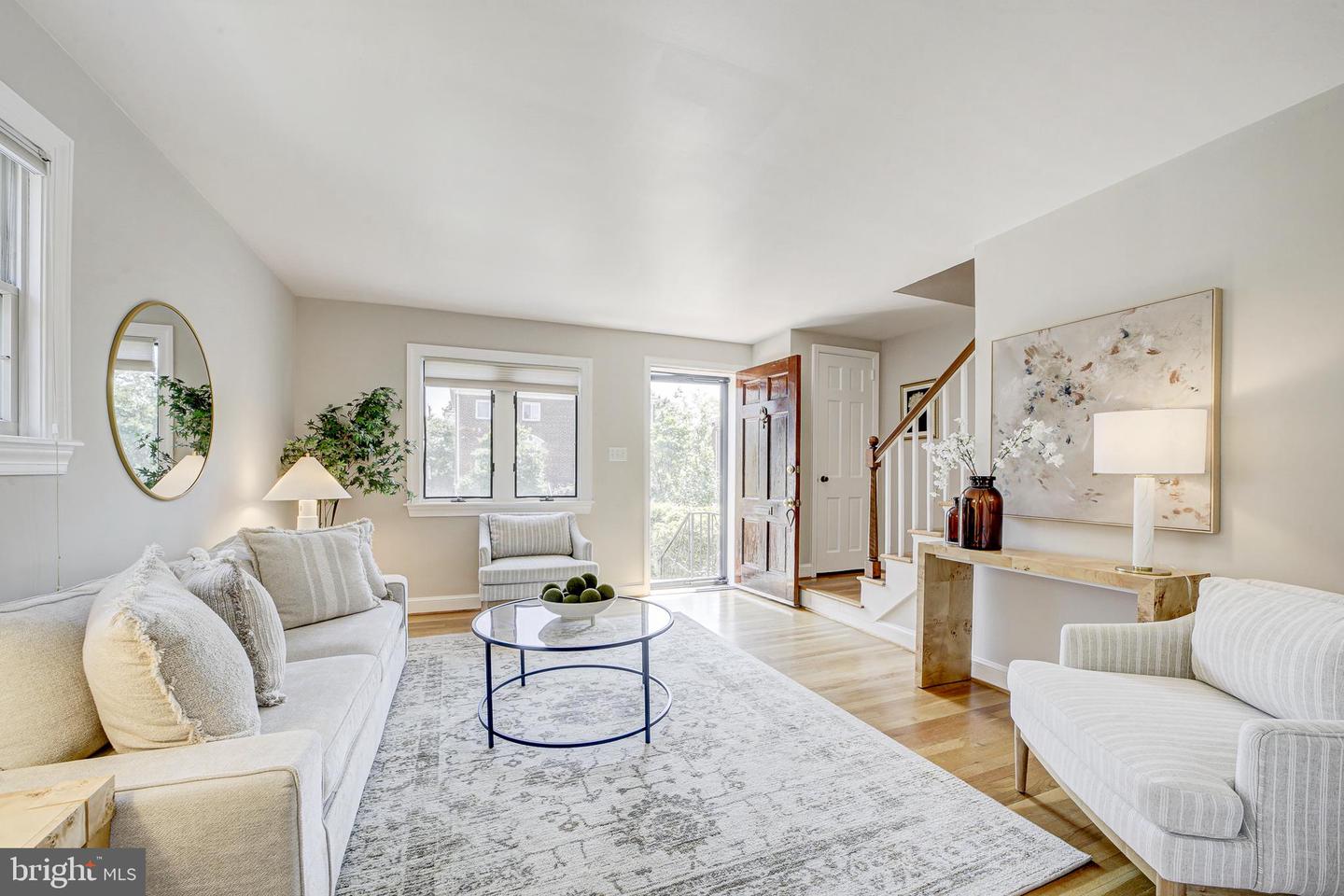 210-1/2 ADAMS AVE, ALEXANDRIA, Virginia 22301, 3 Bedrooms Bedrooms, ,1 BathroomBathrooms,Residential,For sale,210-1/2 ADAMS AVE,VAAX2045916 MLS # VAAX2045916