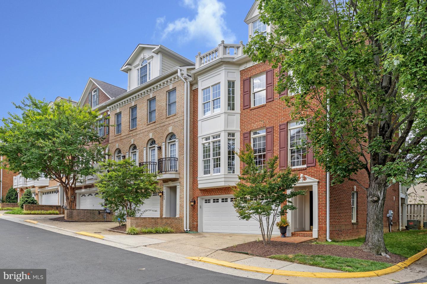 7740 LEGERE CT #35, MCLEAN, Virginia 22102, 3 Bedrooms Bedrooms, ,3 BathroomsBathrooms,Residential,For sale,7740 LEGERE CT #35,VAFX2244518 MLS # VAFX2244518