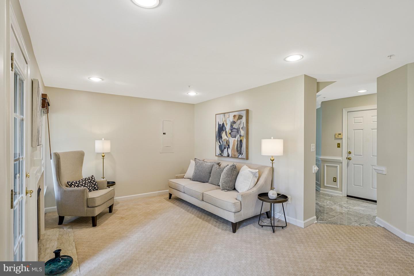 7740 LEGERE CT #35, MCLEAN, Virginia 22102, 3 Bedrooms Bedrooms, ,3 BathroomsBathrooms,Residential,For sale,7740 LEGERE CT #35,VAFX2244518 MLS # VAFX2244518