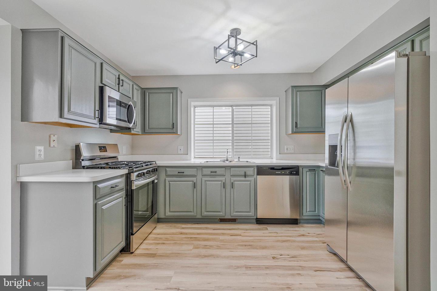 709 FOXTAIL CIR NE, LEESBURG, Virginia 20176, 3 Bedrooms Bedrooms, ,2 BathroomsBathrooms,Residential,For sale,709 FOXTAIL CIR NE,VALO2098402 MLS # VALO2098402