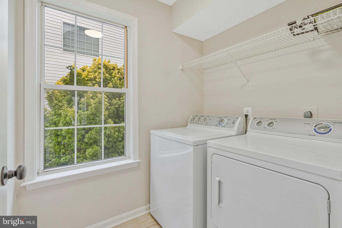 709 FOXTAIL CIR NE, LEESBURG, Virginia 20176, 3 Bedrooms Bedrooms, ,2 BathroomsBathrooms,Residential,For sale,709 FOXTAIL CIR NE,VALO2098402 MLS # VALO2098402