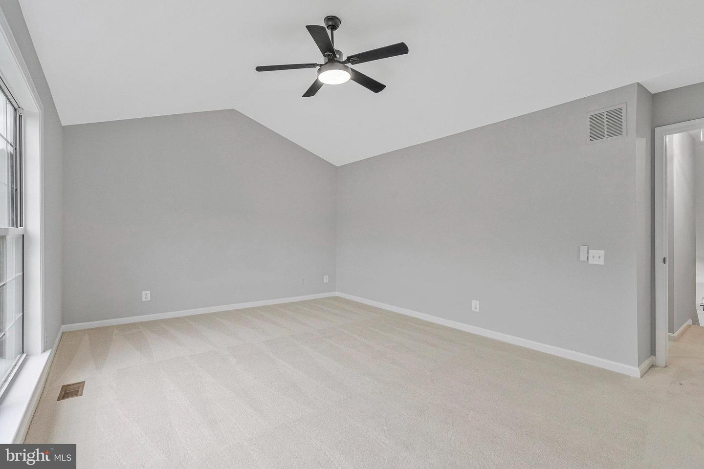 709 FOXTAIL CIR NE, LEESBURG, Virginia 20176, 3 Bedrooms Bedrooms, ,2 BathroomsBathrooms,Residential,For sale,709 FOXTAIL CIR NE,VALO2098402 MLS # VALO2098402