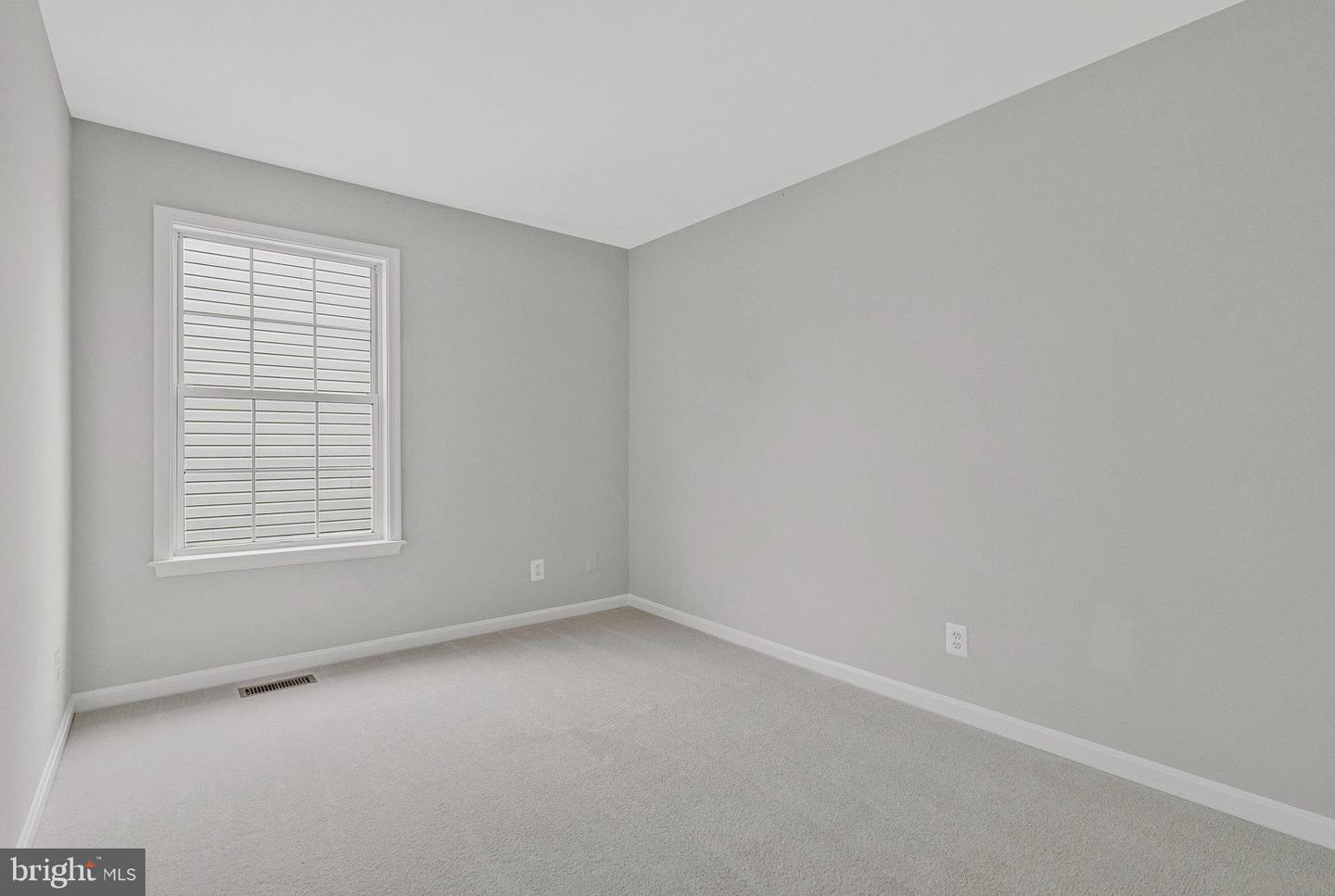 709 FOXTAIL CIR NE, LEESBURG, Virginia 20176, 3 Bedrooms Bedrooms, ,2 BathroomsBathrooms,Residential,For sale,709 FOXTAIL CIR NE,VALO2098402 MLS # VALO2098402