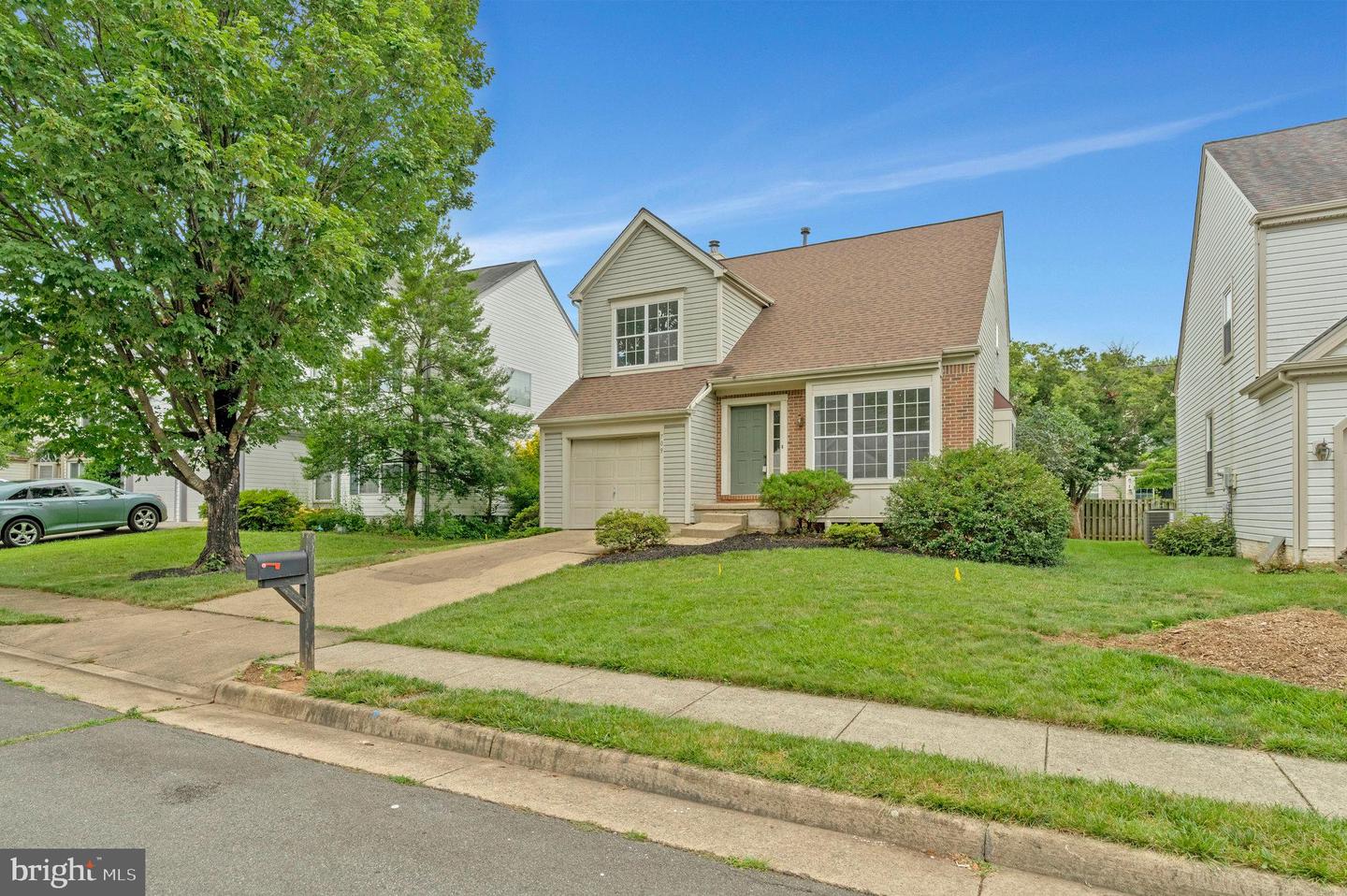 709 FOXTAIL CIR NE, LEESBURG, Virginia 20176, 3 Bedrooms Bedrooms, ,2 BathroomsBathrooms,Residential,For sale,709 FOXTAIL CIR NE,VALO2098402 MLS # VALO2098402