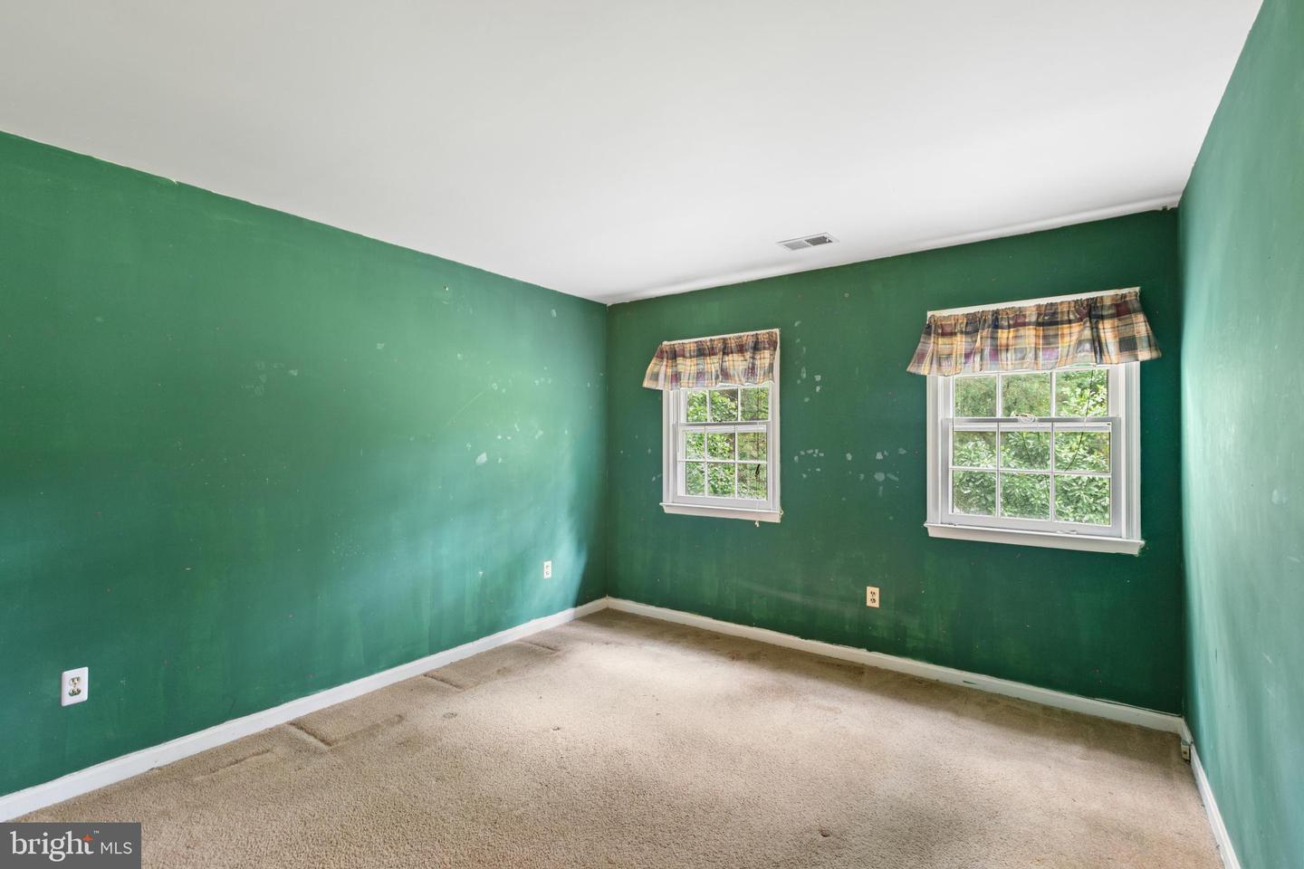 5623 WILSHIRE CT, WARRENTON, Virginia 20187, 4 Bedrooms Bedrooms, ,2 BathroomsBathrooms,Residential,For sale,5623 WILSHIRE CT,VAFQ2016882 MLS # VAFQ2016882