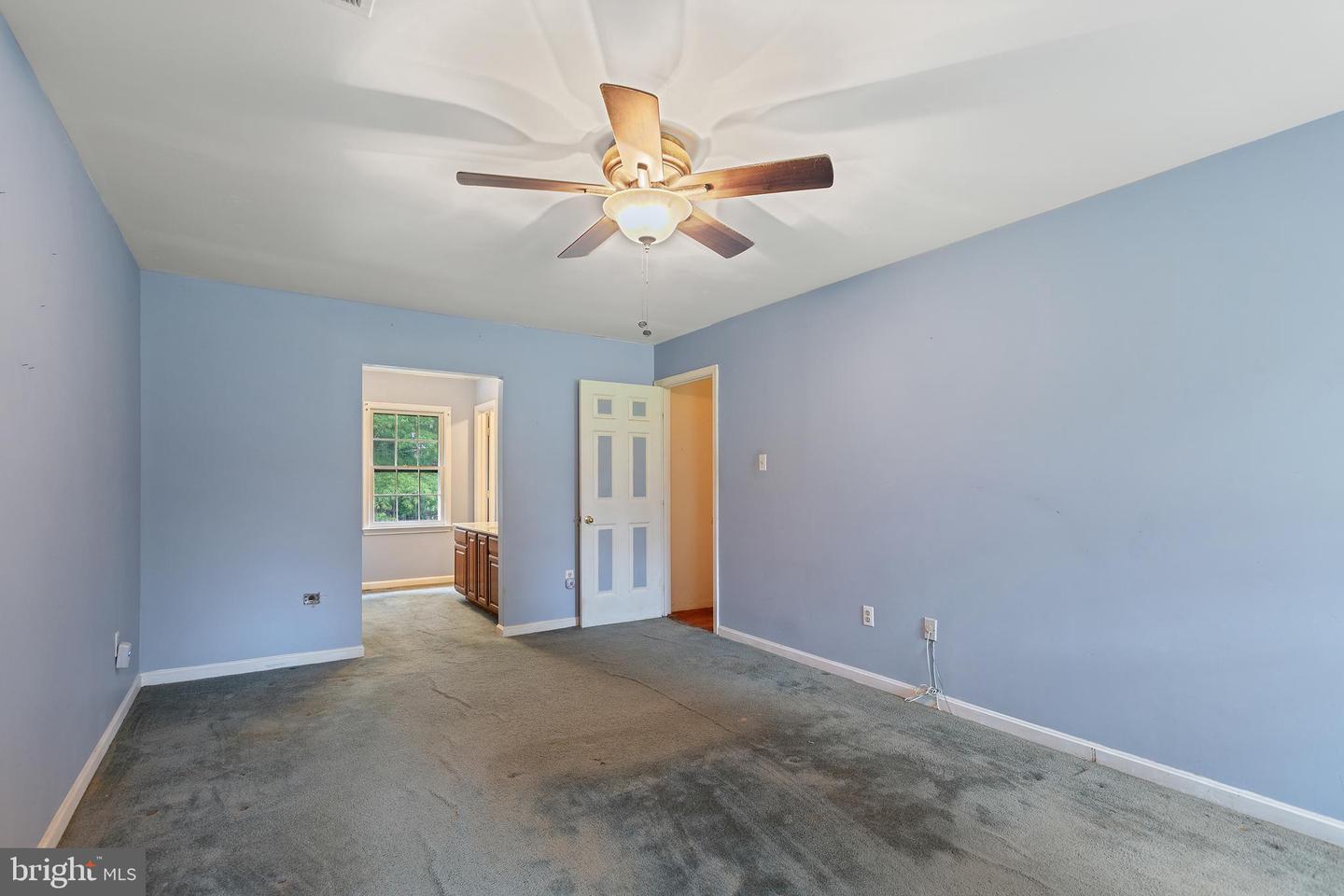 5623 WILSHIRE CT, WARRENTON, Virginia 20187, 4 Bedrooms Bedrooms, ,2 BathroomsBathrooms,Residential,For sale,5623 WILSHIRE CT,VAFQ2016882 MLS # VAFQ2016882
