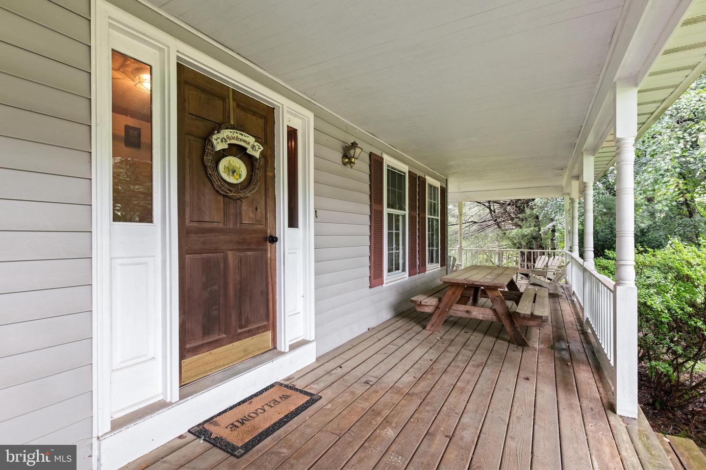 5623 WILSHIRE CT, WARRENTON, Virginia 20187, 4 Bedrooms Bedrooms, ,2 BathroomsBathrooms,Residential,For sale,5623 WILSHIRE CT,VAFQ2016882 MLS # VAFQ2016882
